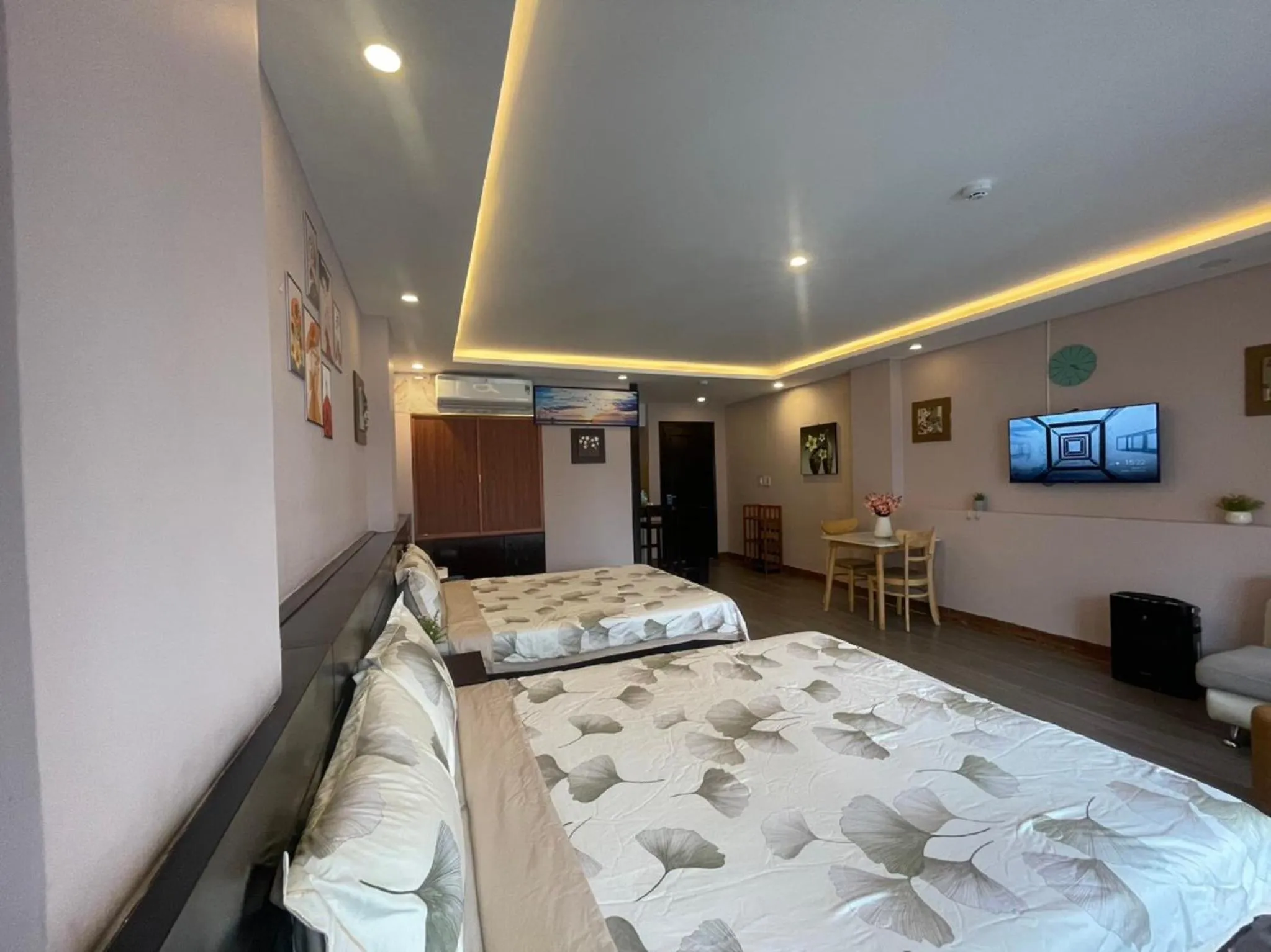 Bed in NALINI Hotel & Apartment