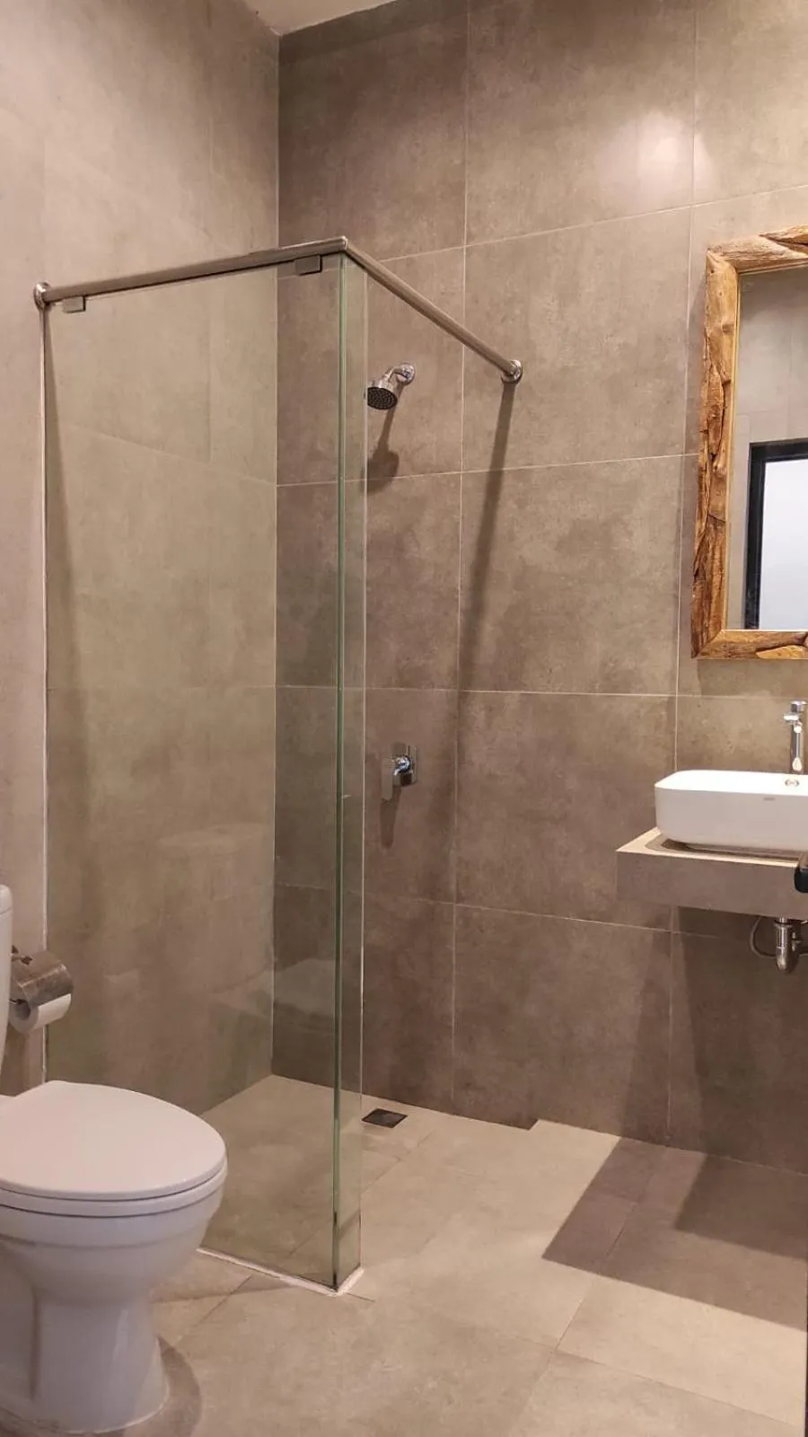 Shower in Rabasta Enjoy Kuta