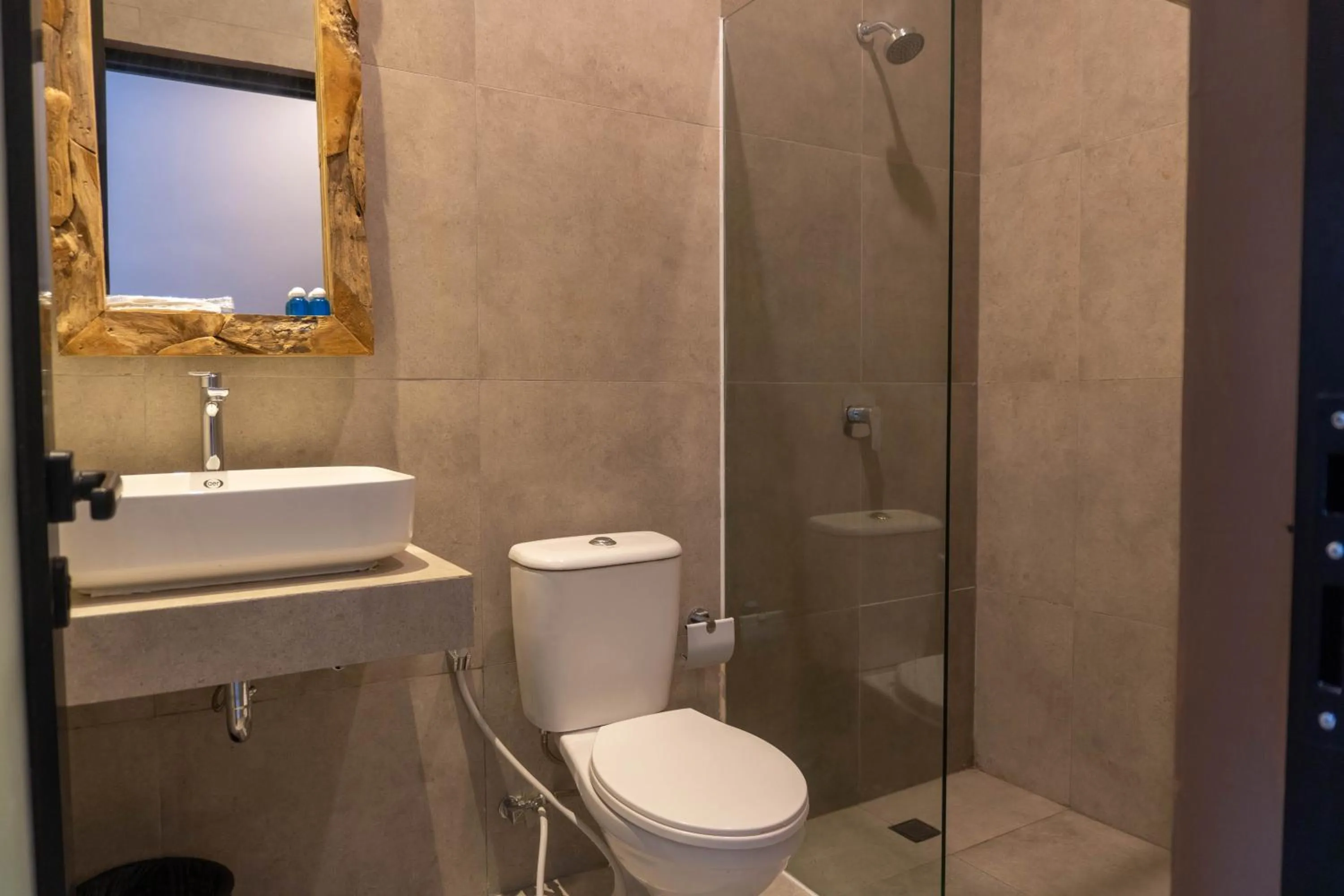 Bathroom in Rabasta Enjoy Kuta