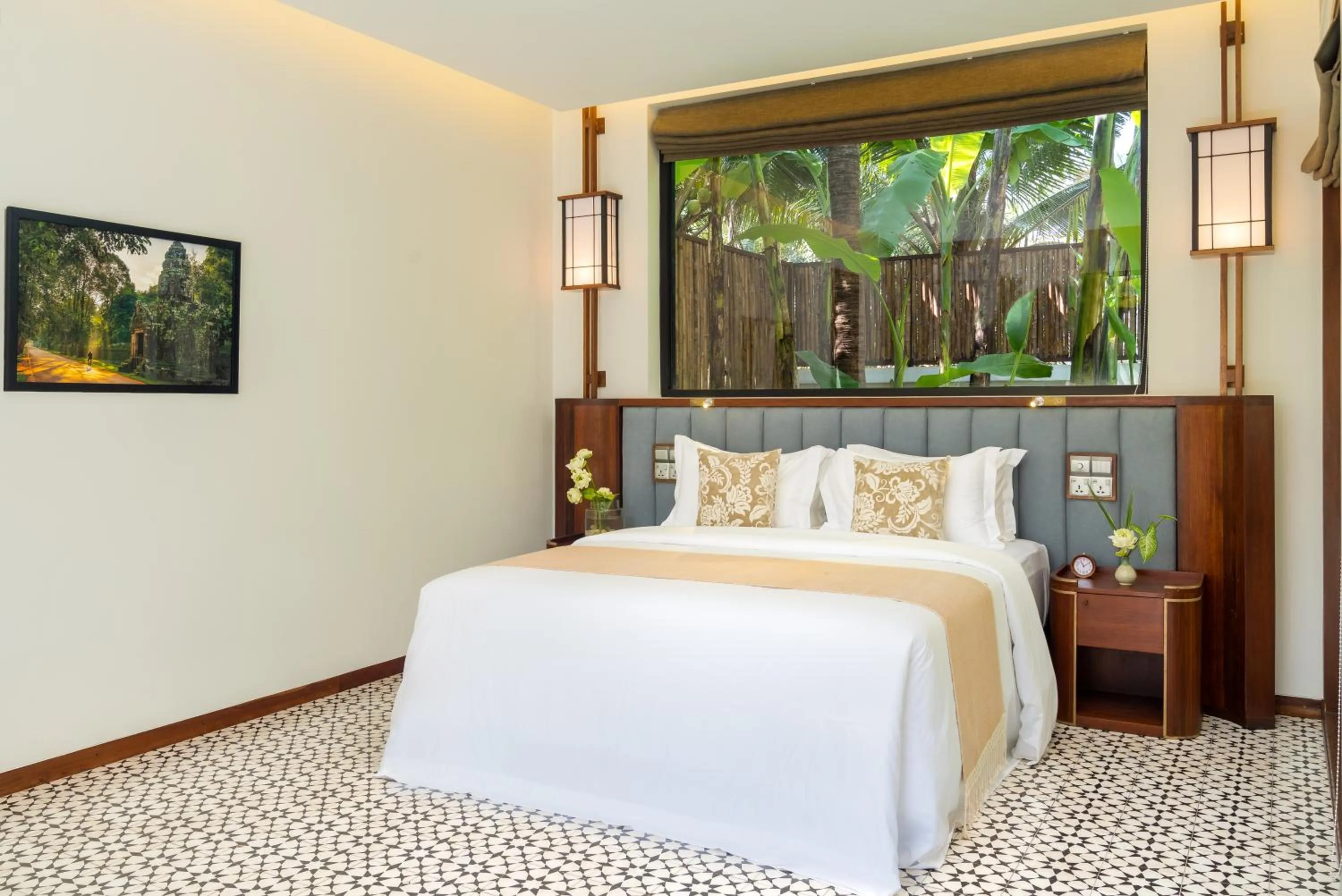 Property building, Bed in WAKA VILLA Private Pool Resort & Spa - Adults Only