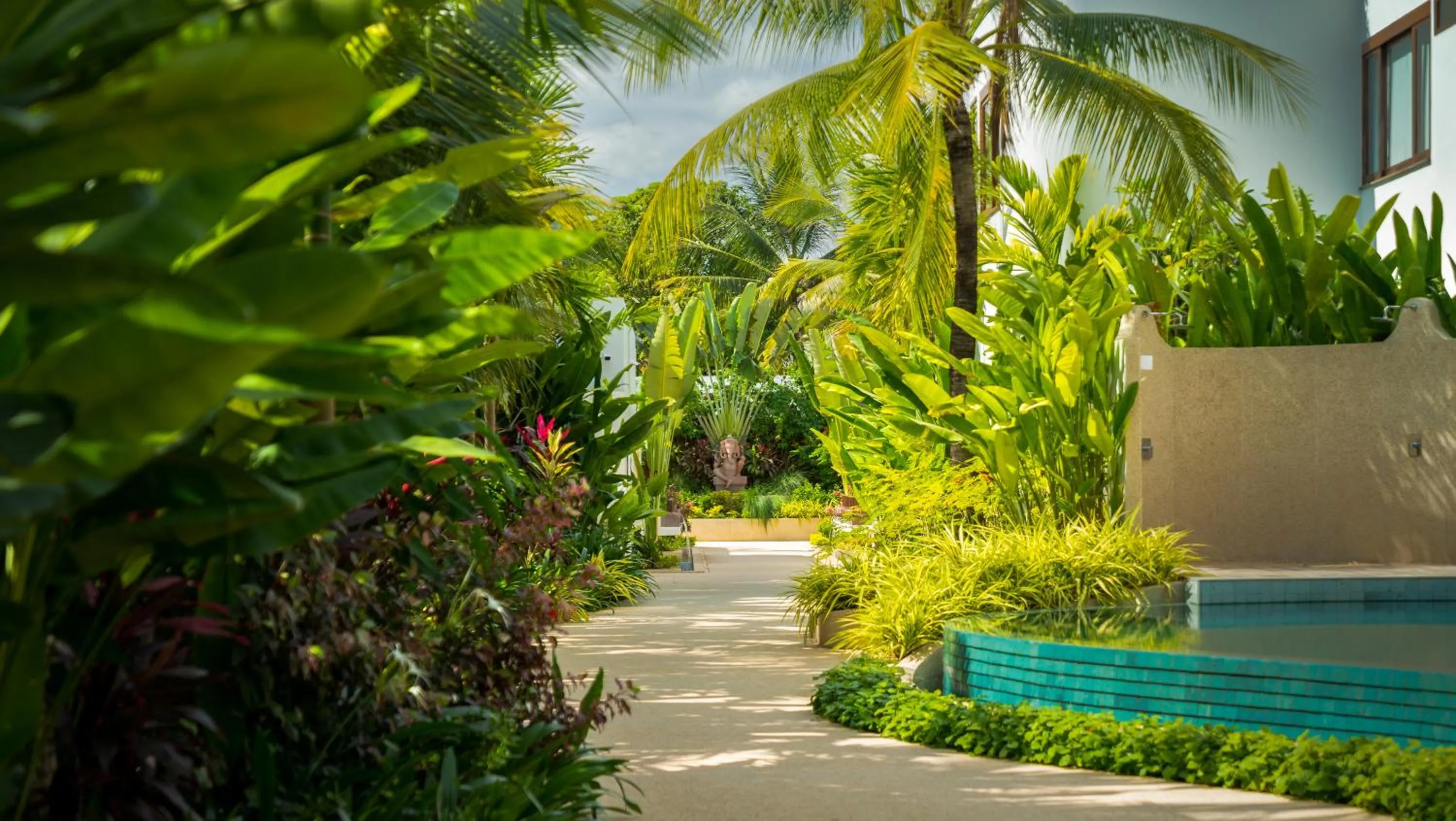 Garden in WAKA VILLA Private Pool Resort & Spa - Adults Only