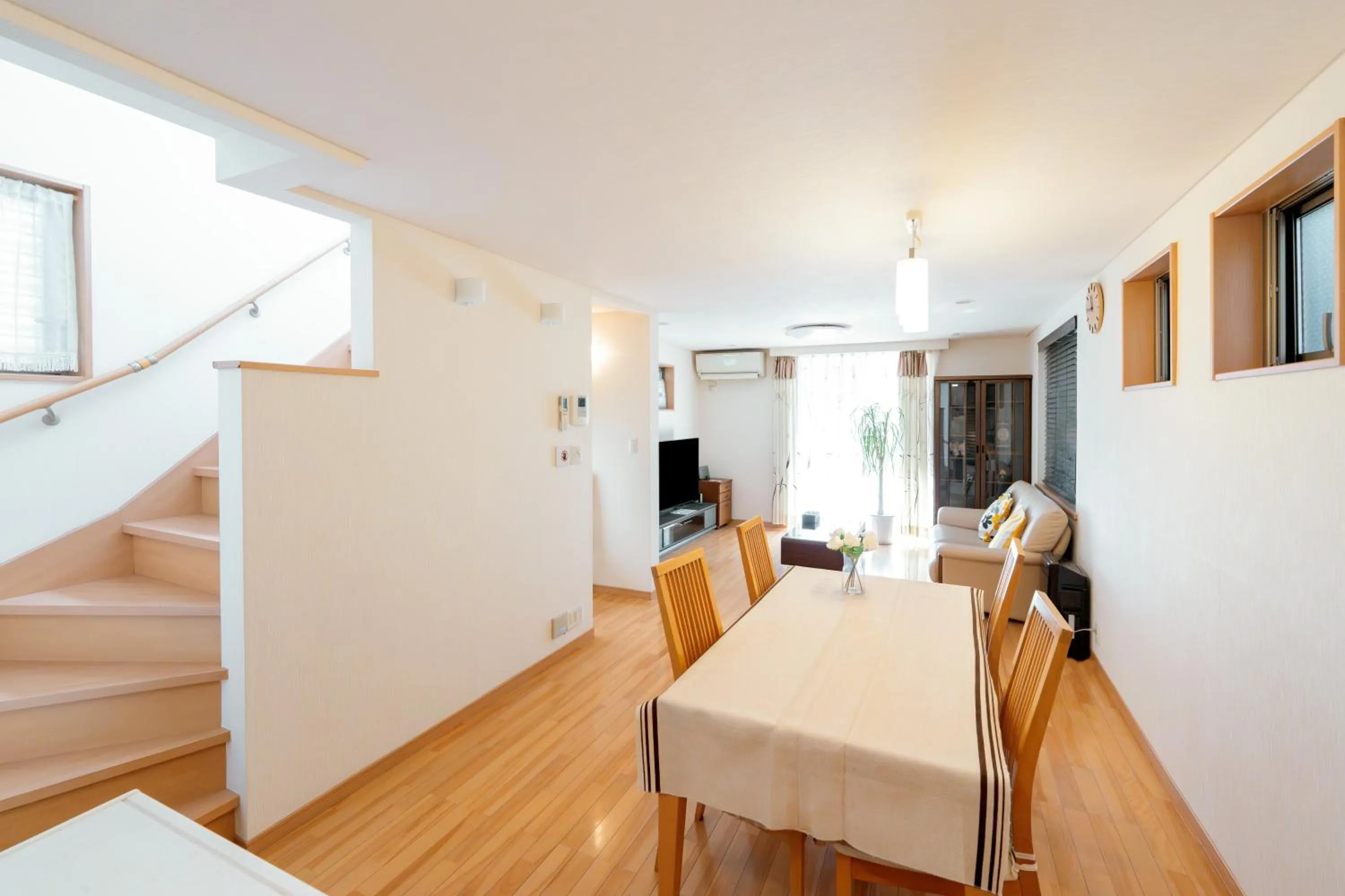 Living room in Higashi Shinjuku Modern house