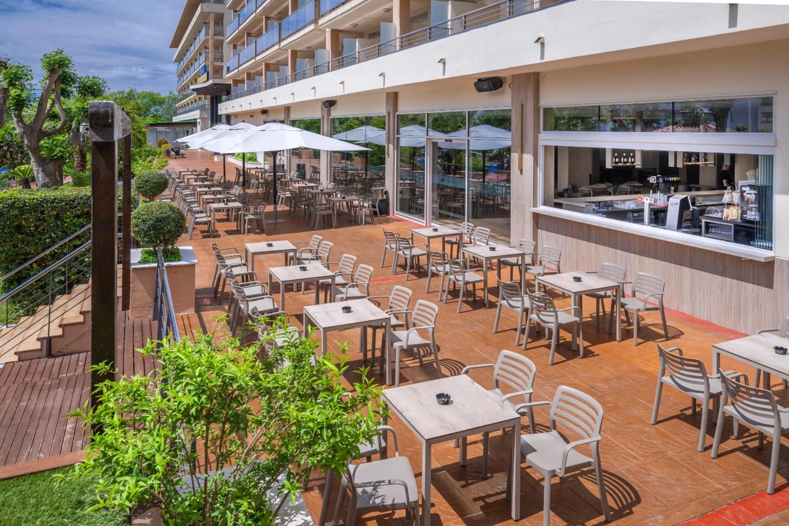 Lounge or bar in 4R Gran Regina