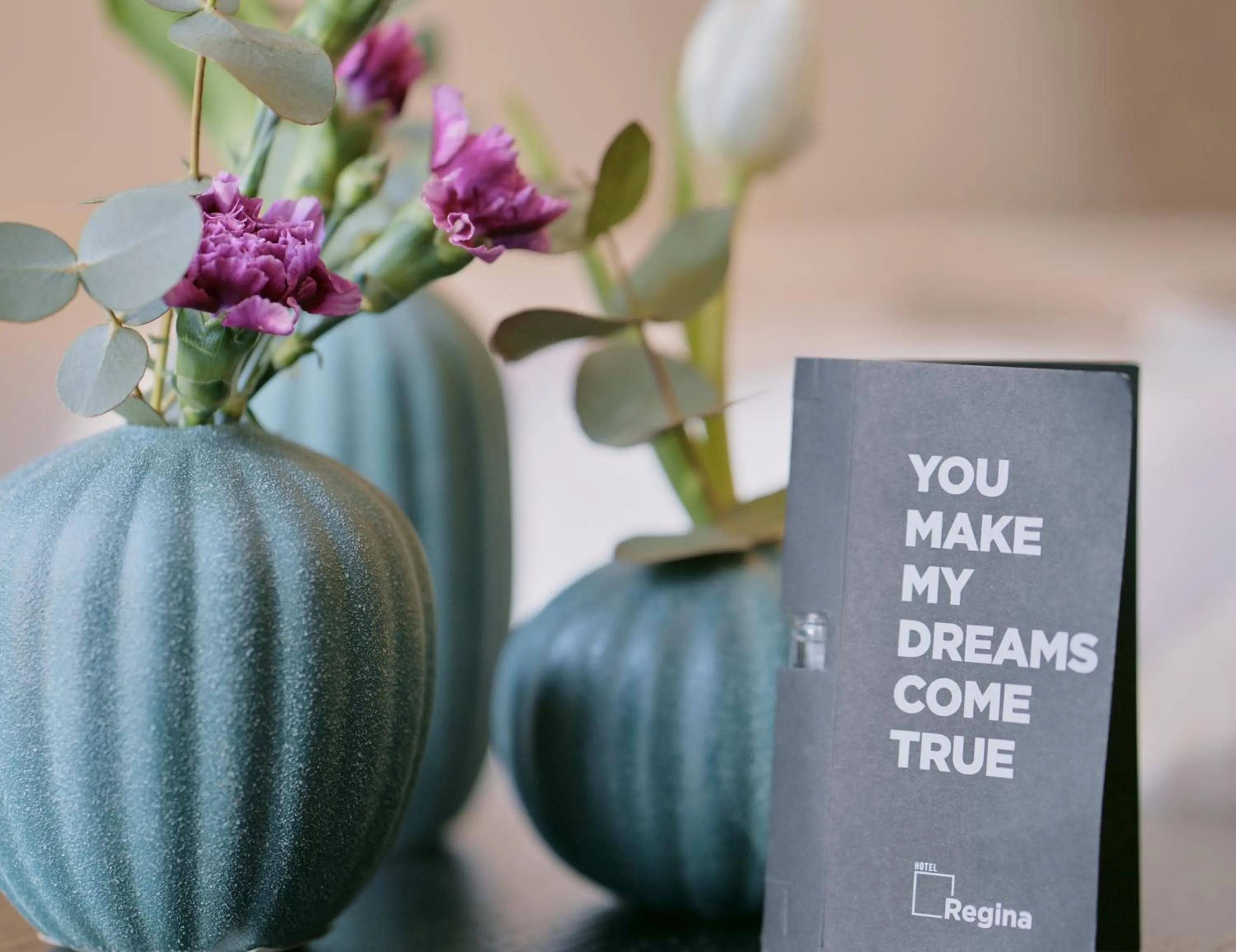 Decorative detail in Hotel Regina