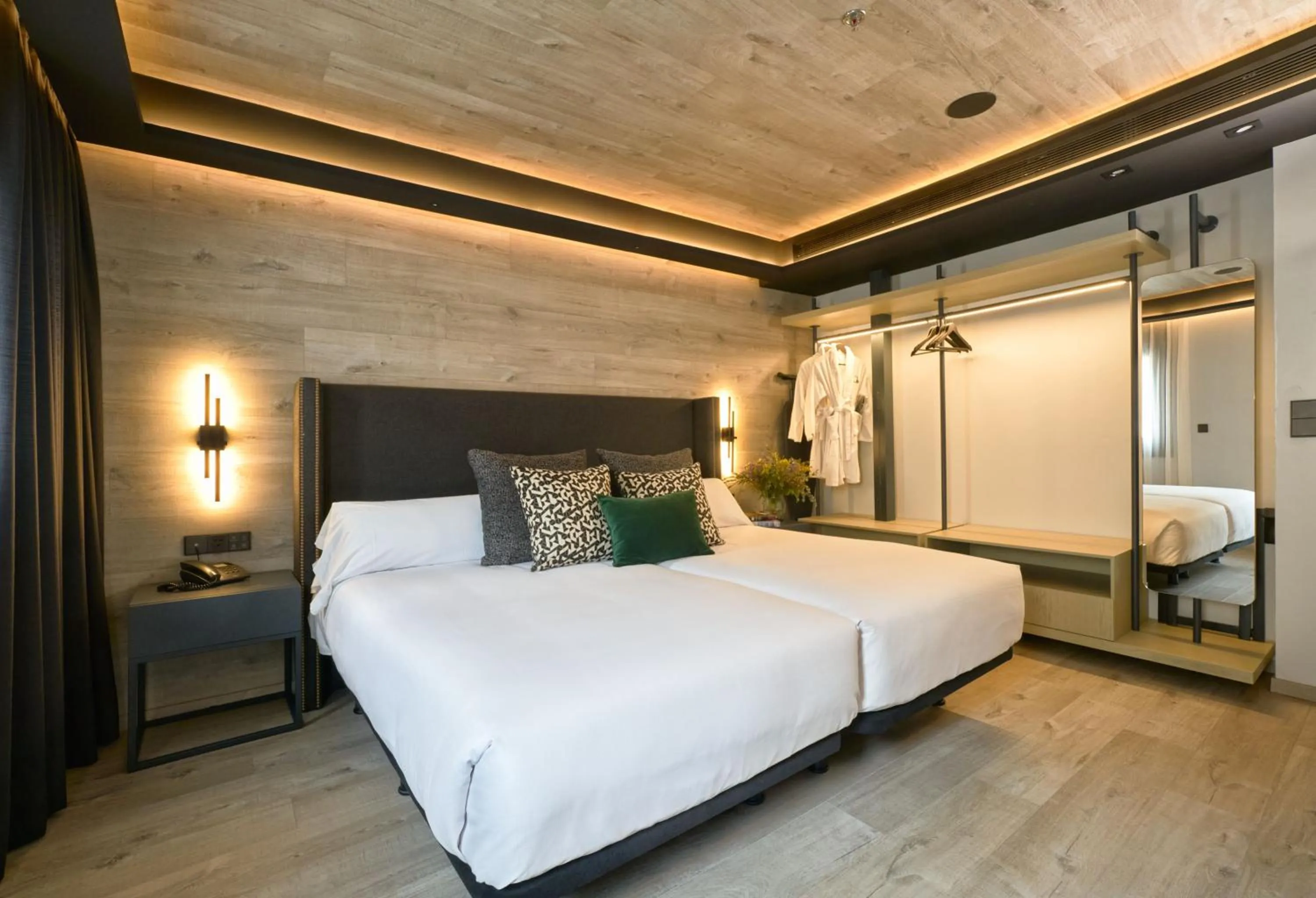 Photo of the whole room, Bed in Hotel Regina