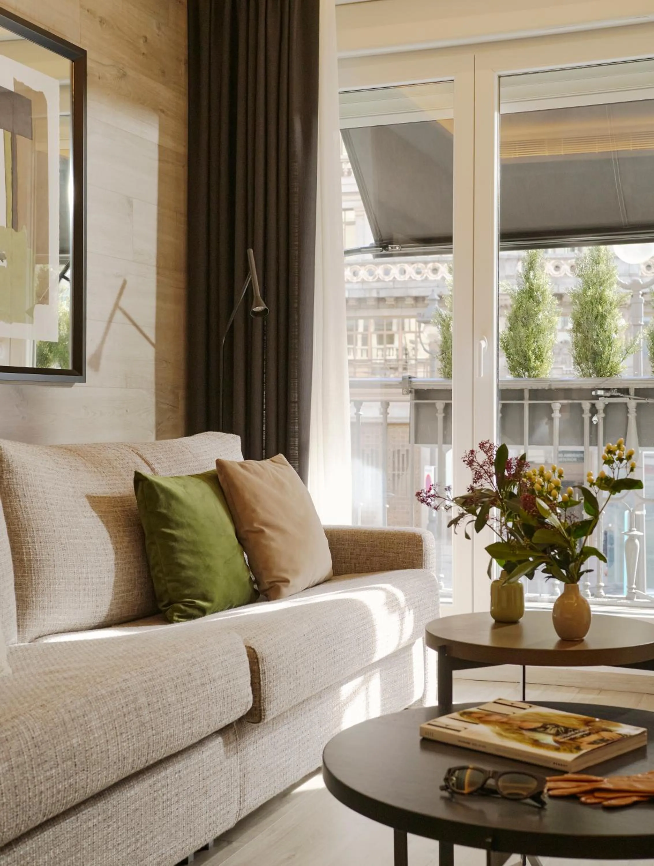 Seating area in Hotel Regina