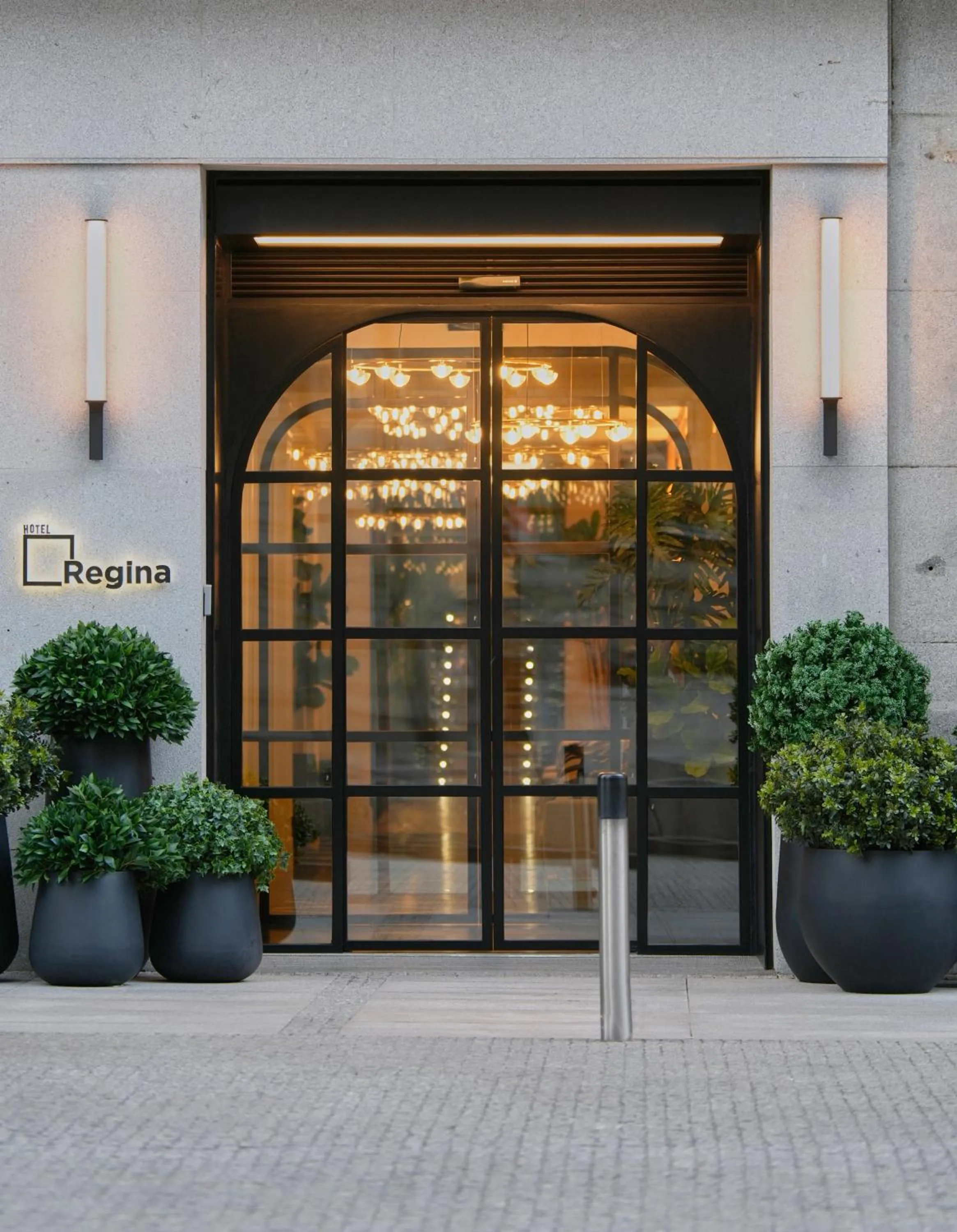 Facade/entrance in Hotel Regina