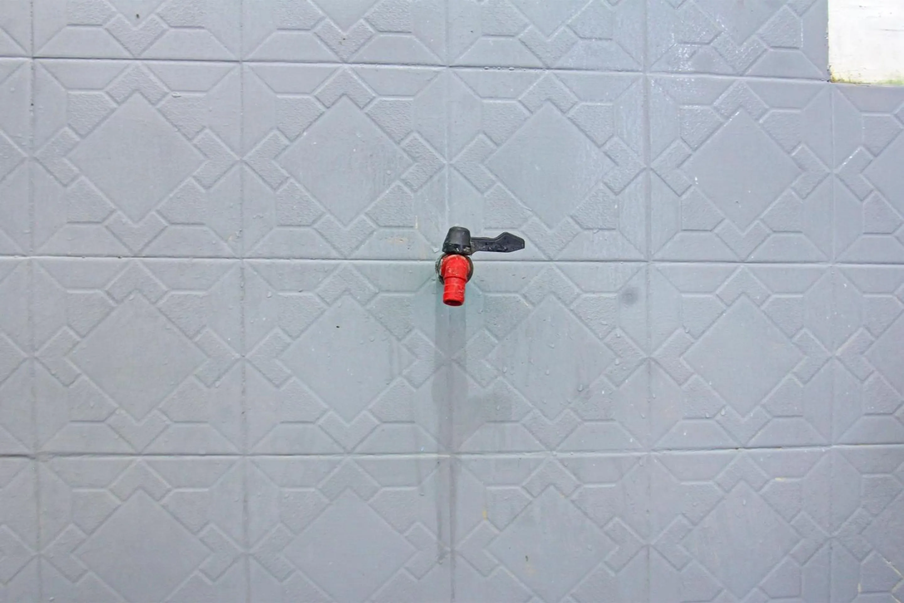 Bathroom in Hotel O Diwi Homestay