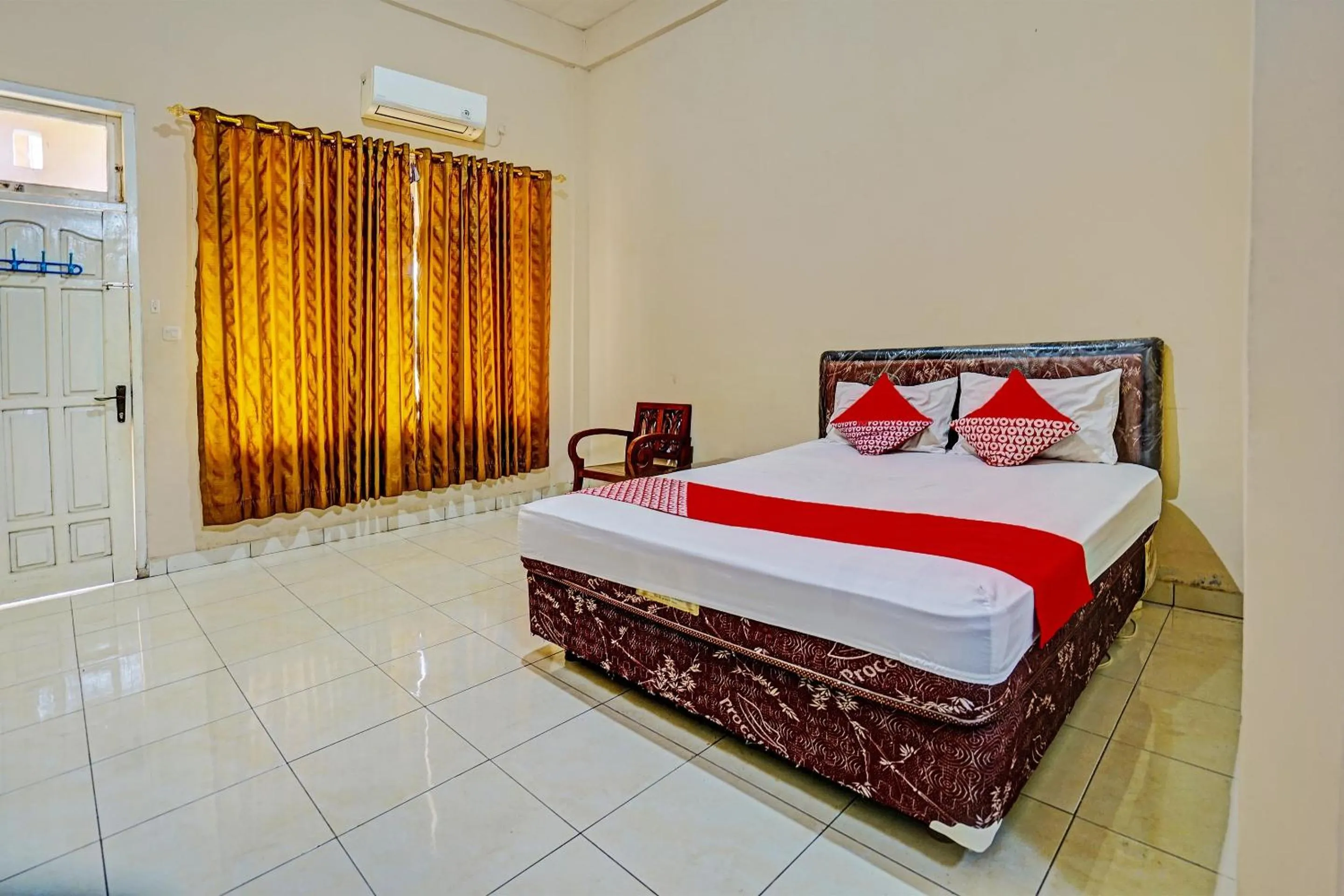 Bedroom, Bed in OYO Life 91984 Taufik Kost Syariah