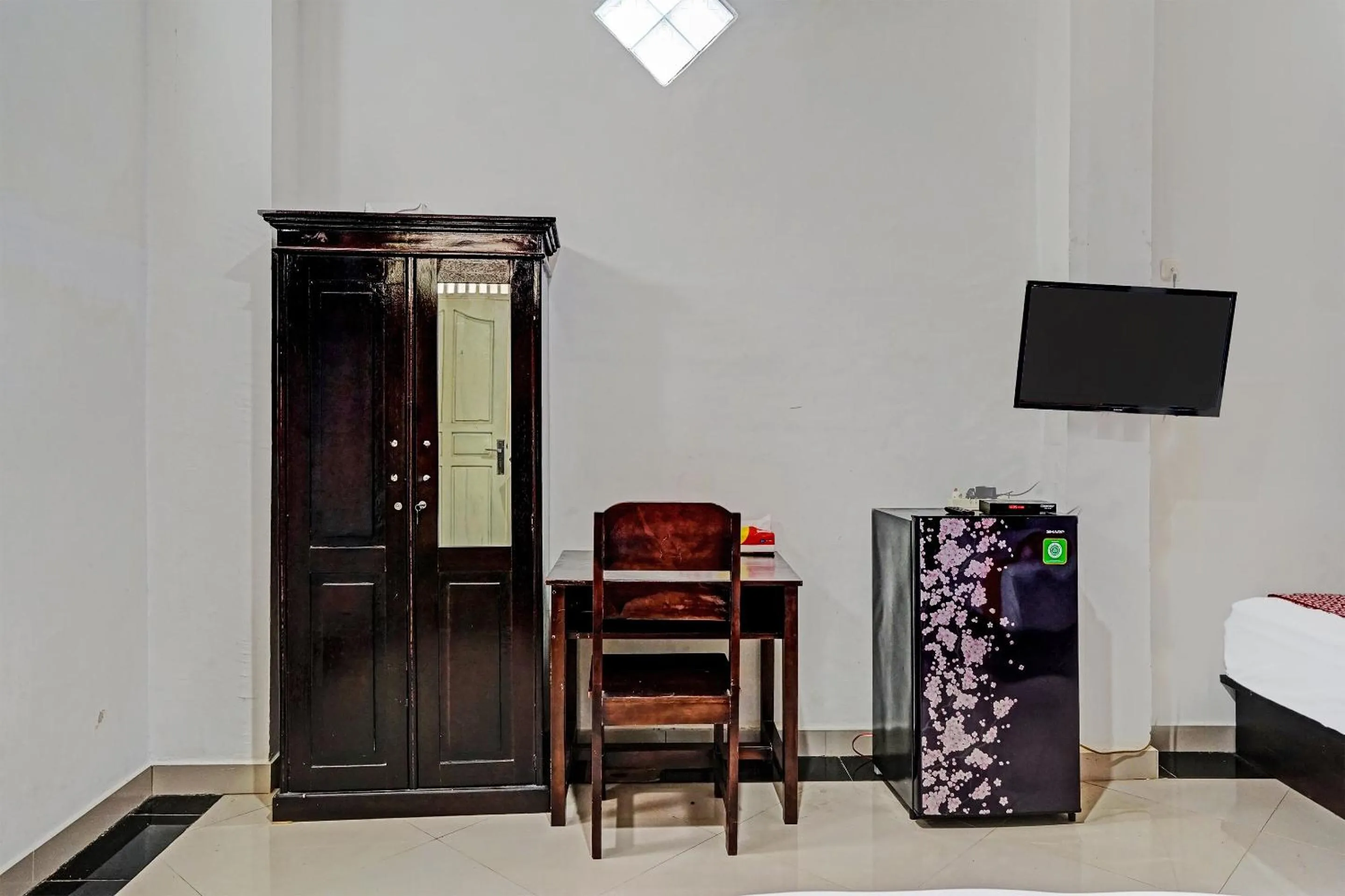 Bedroom in OYO Life 91984 Taufik Kost Syariah