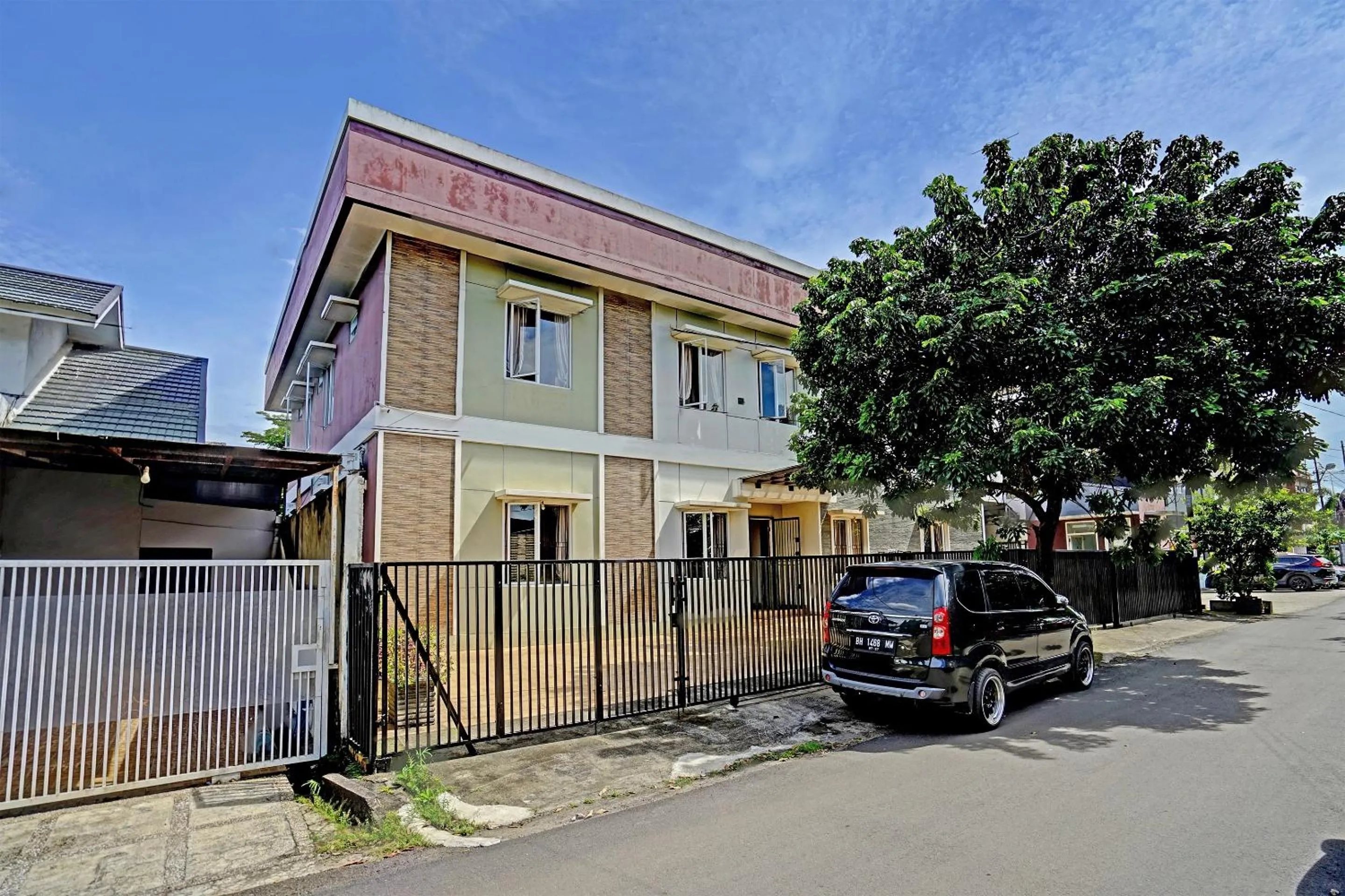 Facade/entrance in OYO Life 91989 K24 Residence Syariah