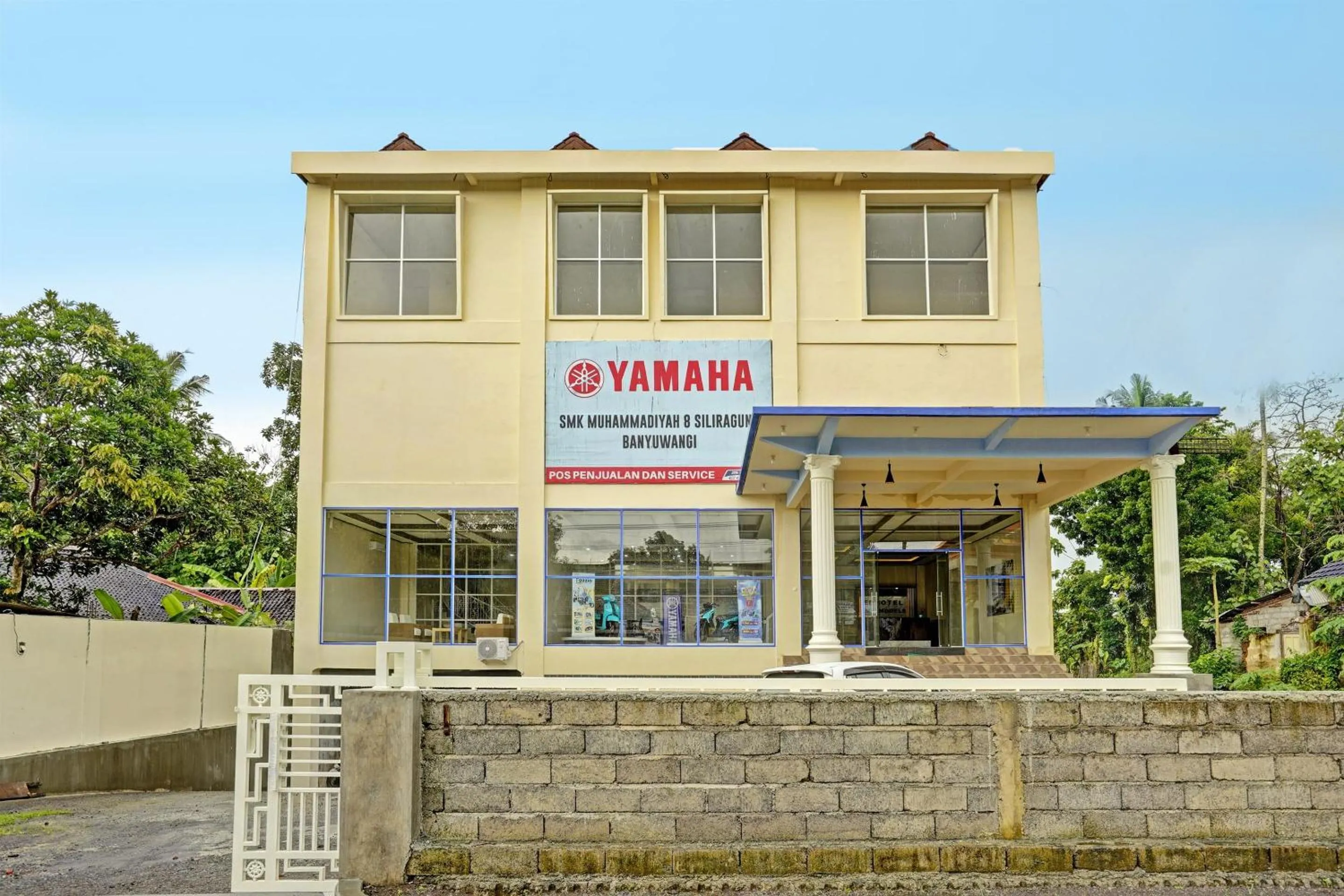 Facade/entrance in OYO 91997 Edhotel Smk Models Syariah