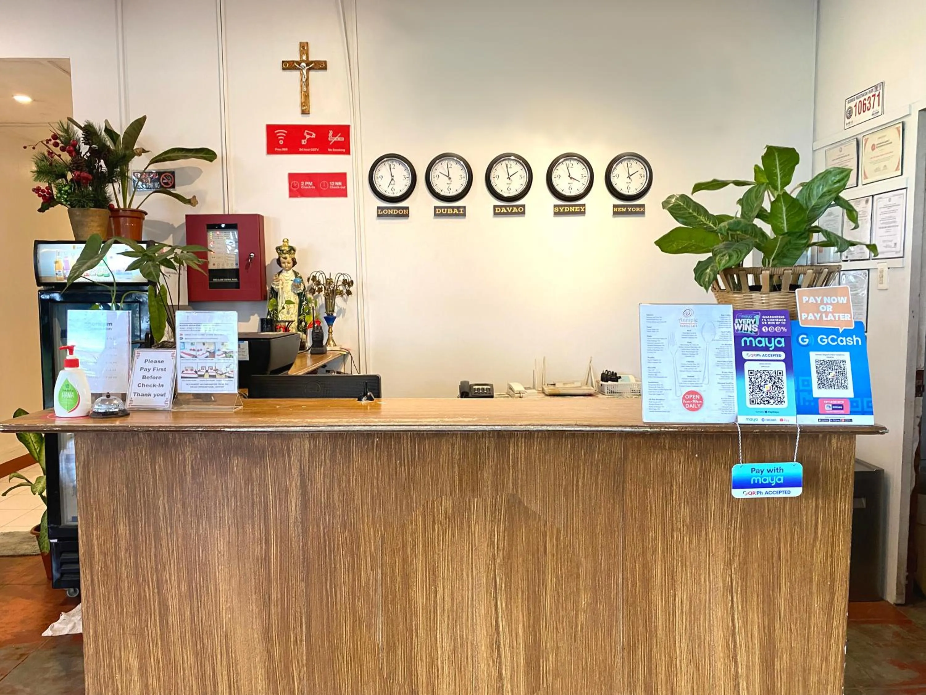 Lobby or reception in Davao Airport View Hotel