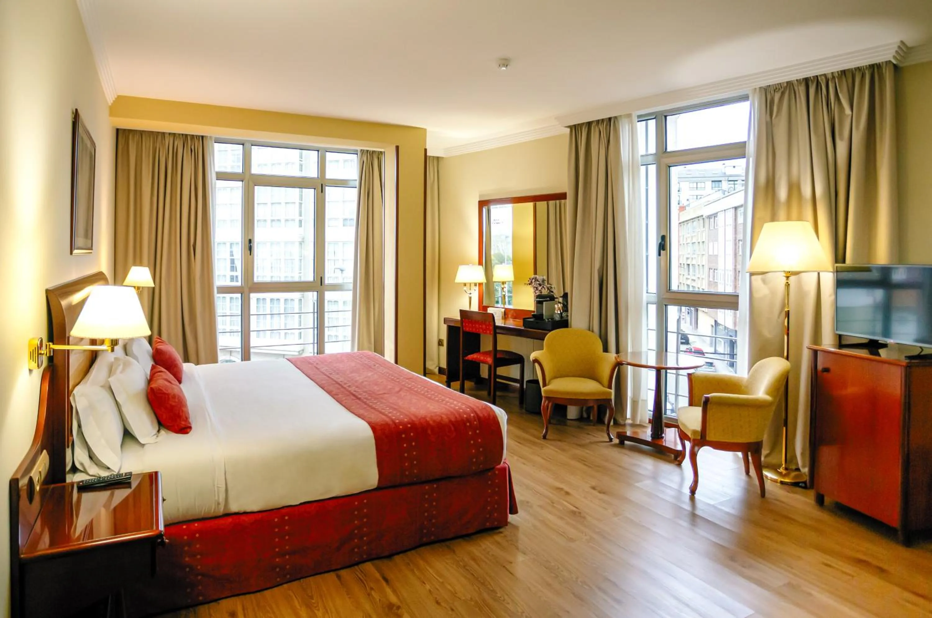 Bedroom, Bed in Gran Hotel de Ferrol