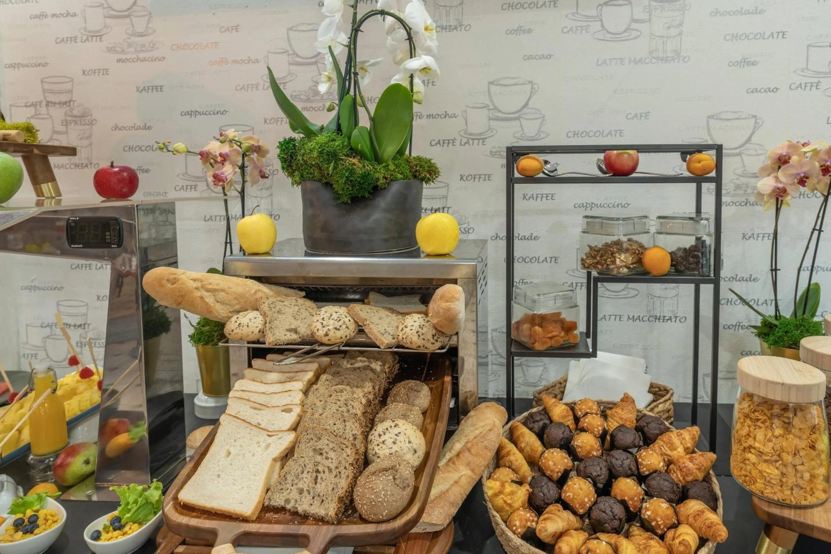 Breakfast in Hotel Faranda Los Tilos, Ascend Hotel Collection
