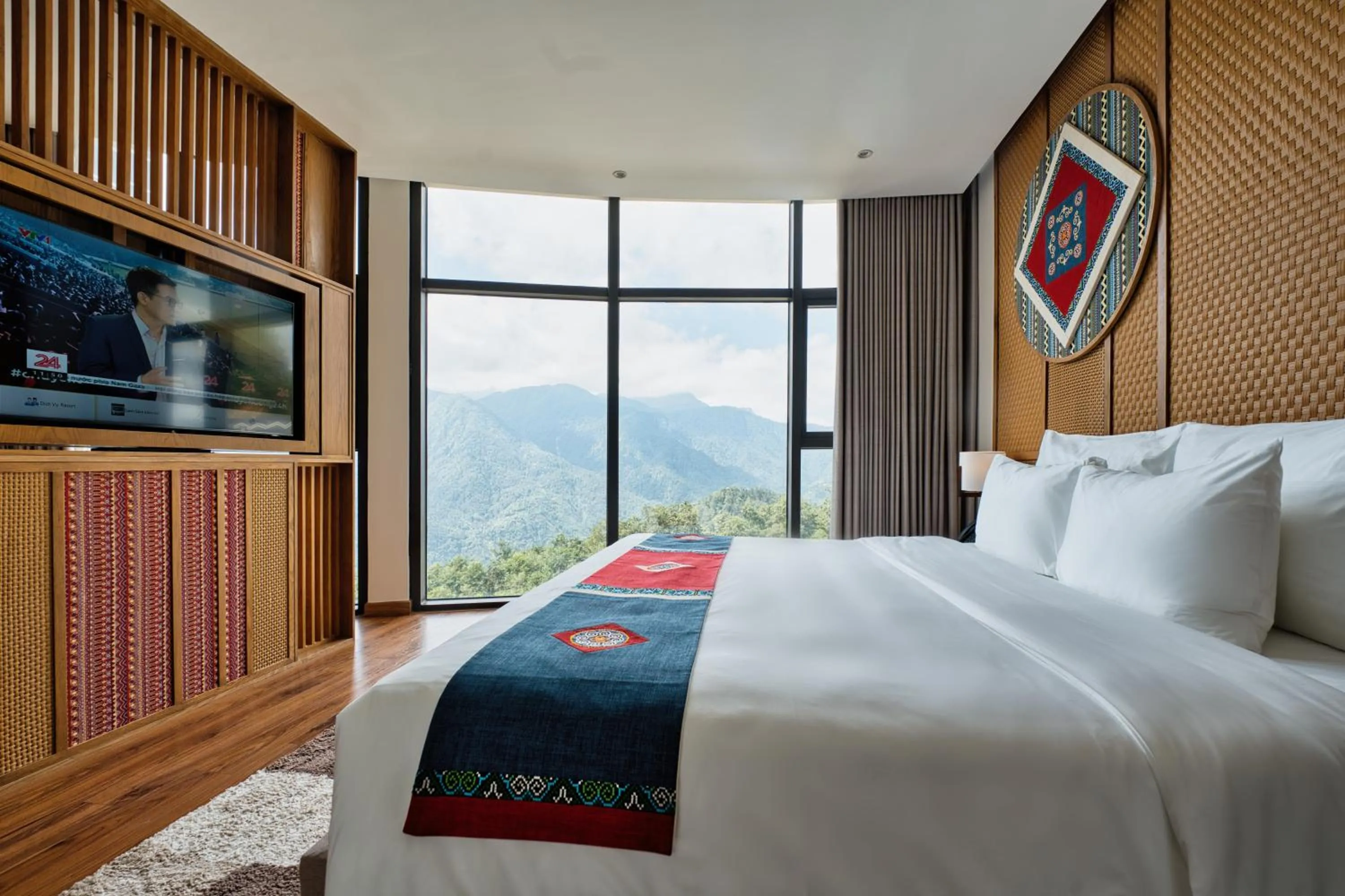 Bed in Lady Hill Sapa Resort