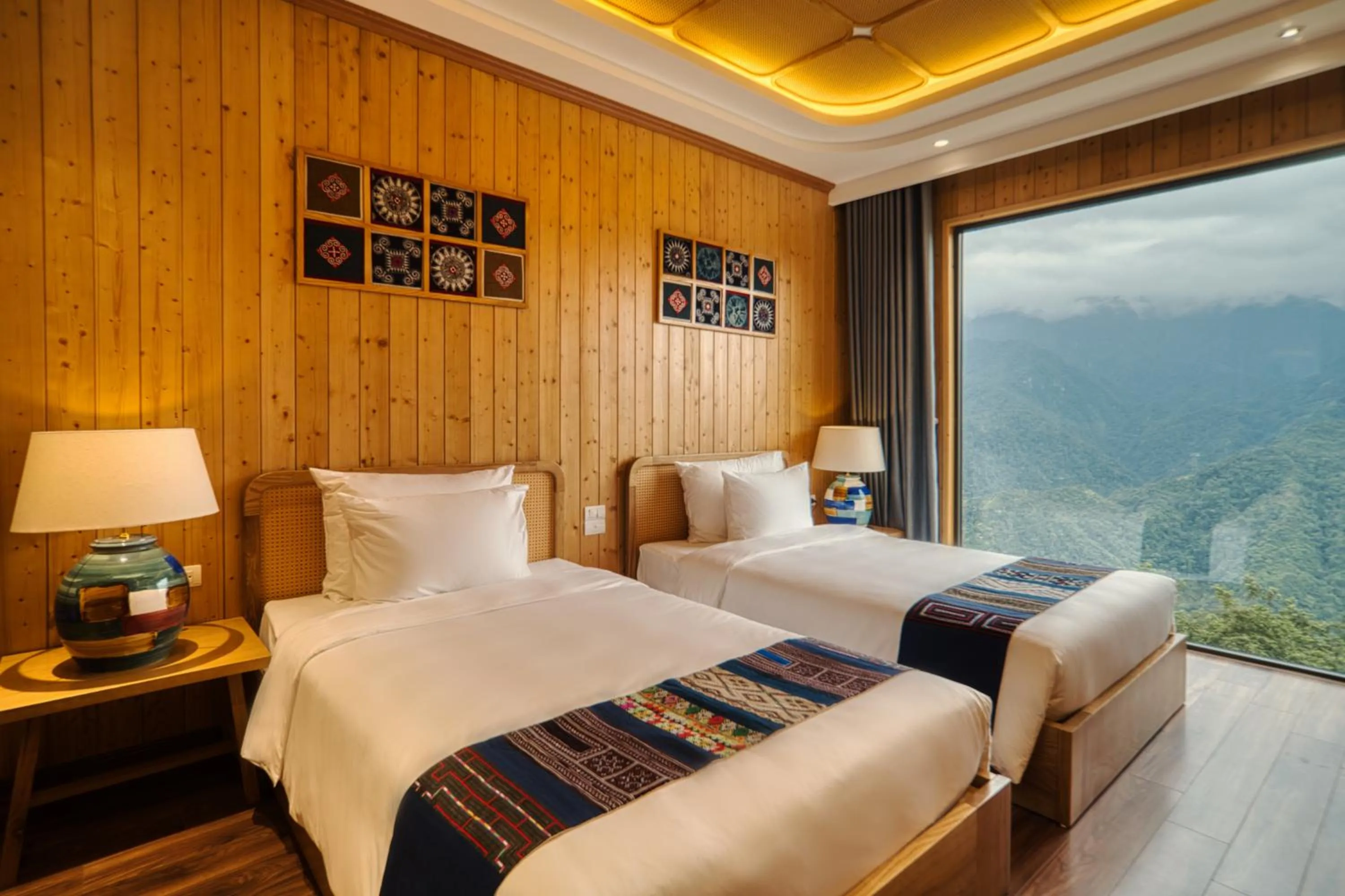 Bed in Lady Hill Sapa Resort