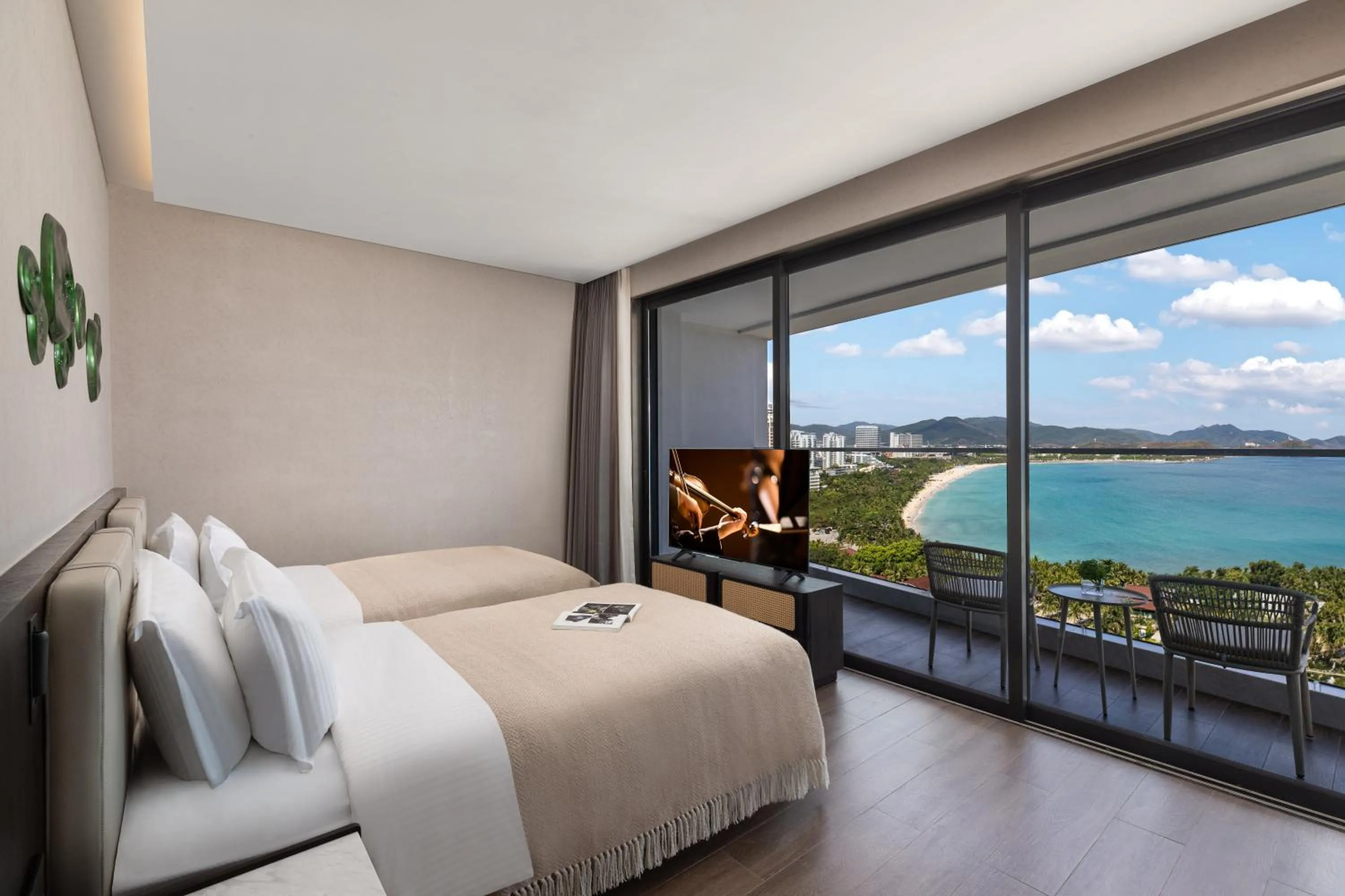 TV and multimedia, Bed in Ascott Dadonghai Bay Sanya