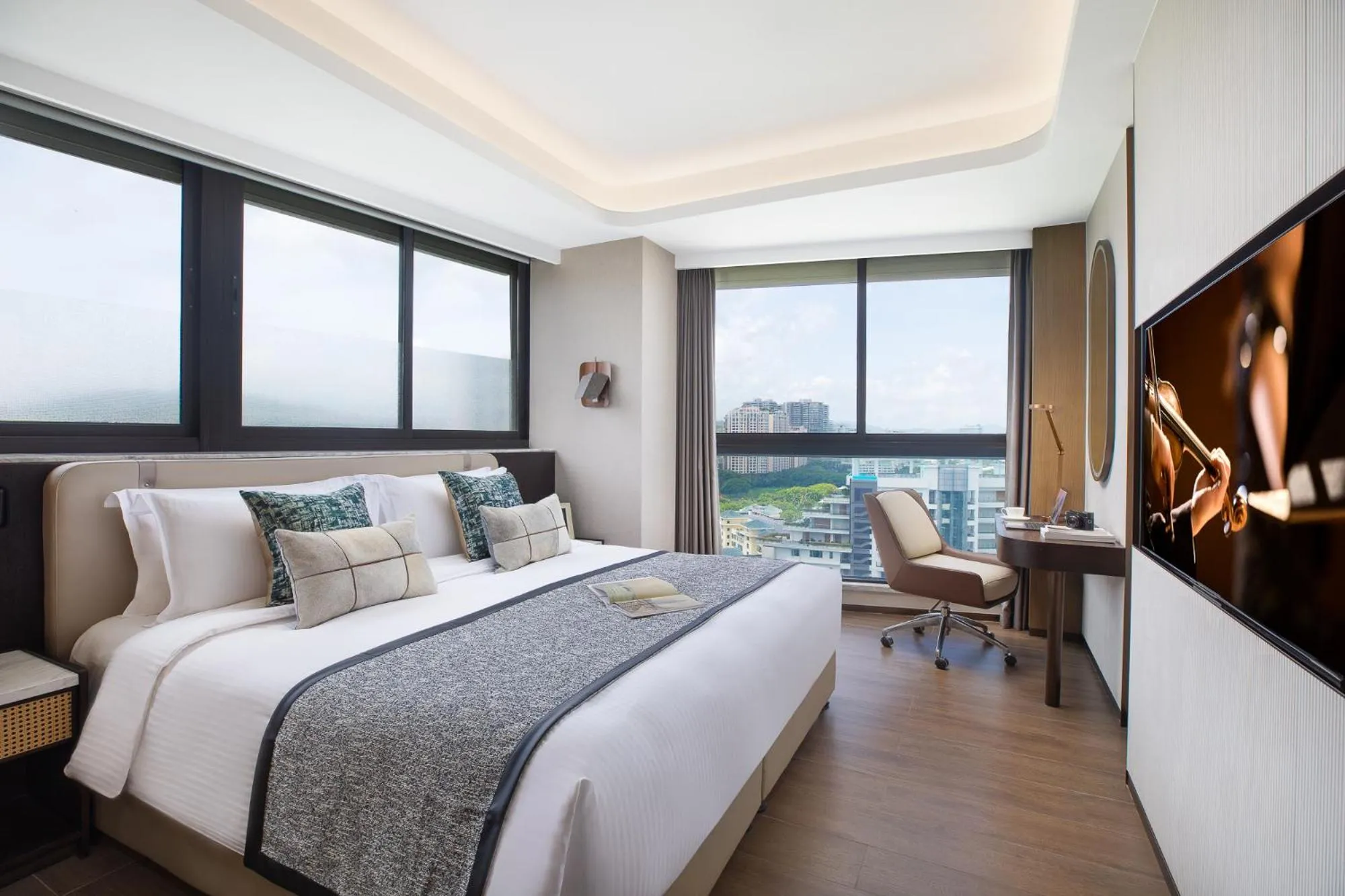 Bed in Ascott Dadonghai Bay Sanya