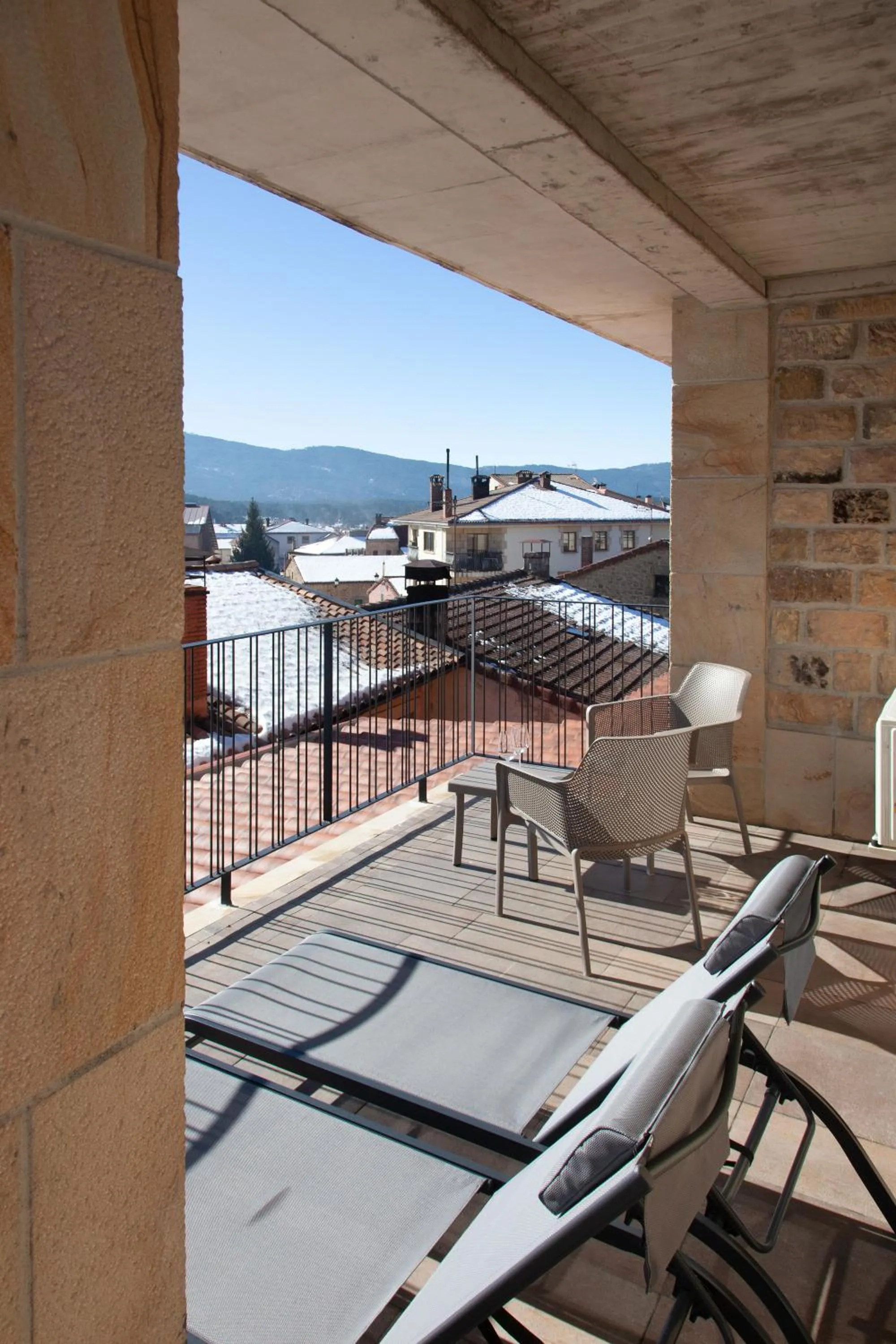 Duruelo Mountain Suites