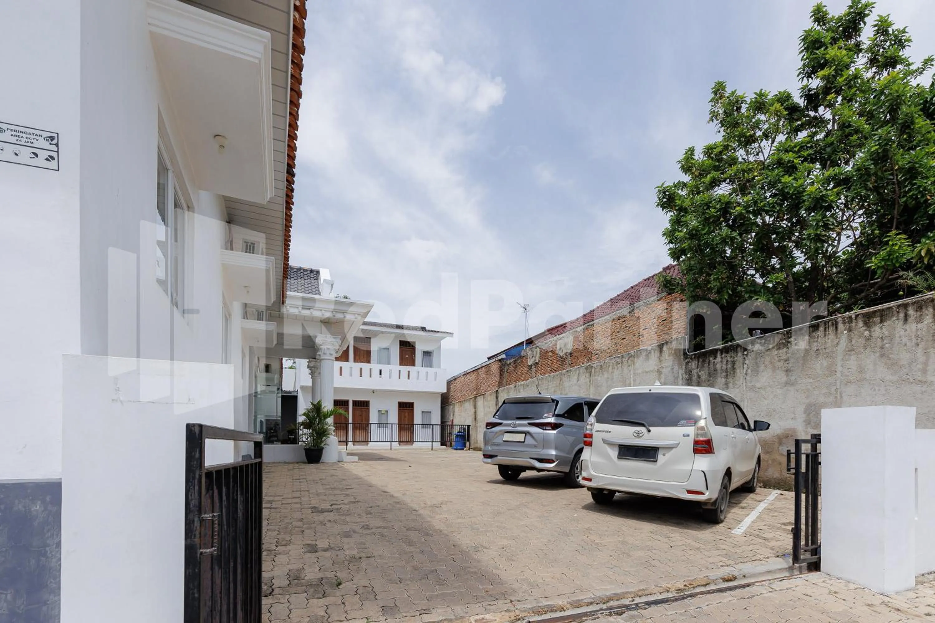 Parking in Sanama Kostel 2 Syariah Lampung RedPartner