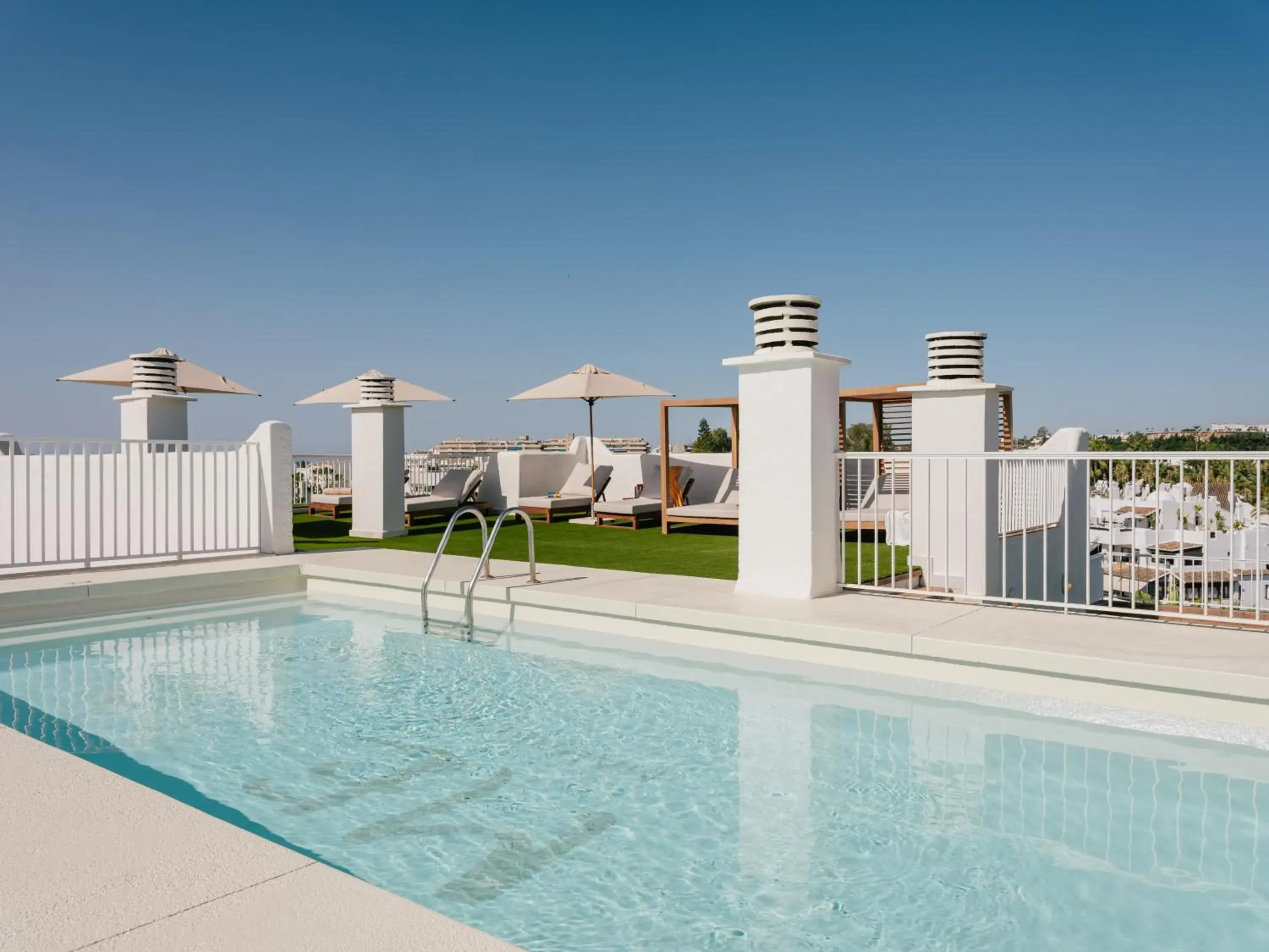 Ultimate ME + Penthouse Private Pool in ME Marbella by Meliá Ultimate ME + Penthouse Private Pool in ME Marbella by Meliá