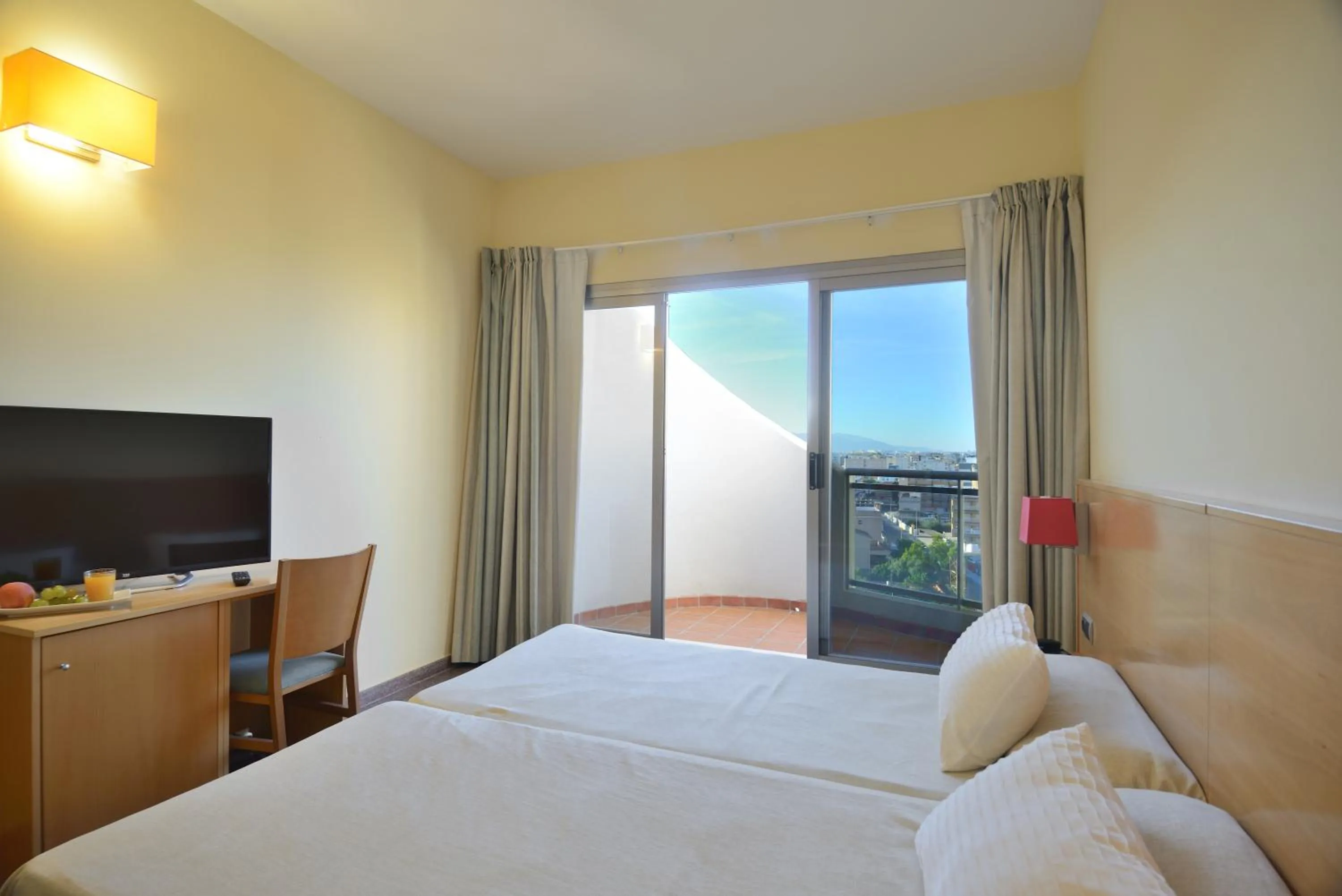 Bedroom in Hotel Miramar Playa