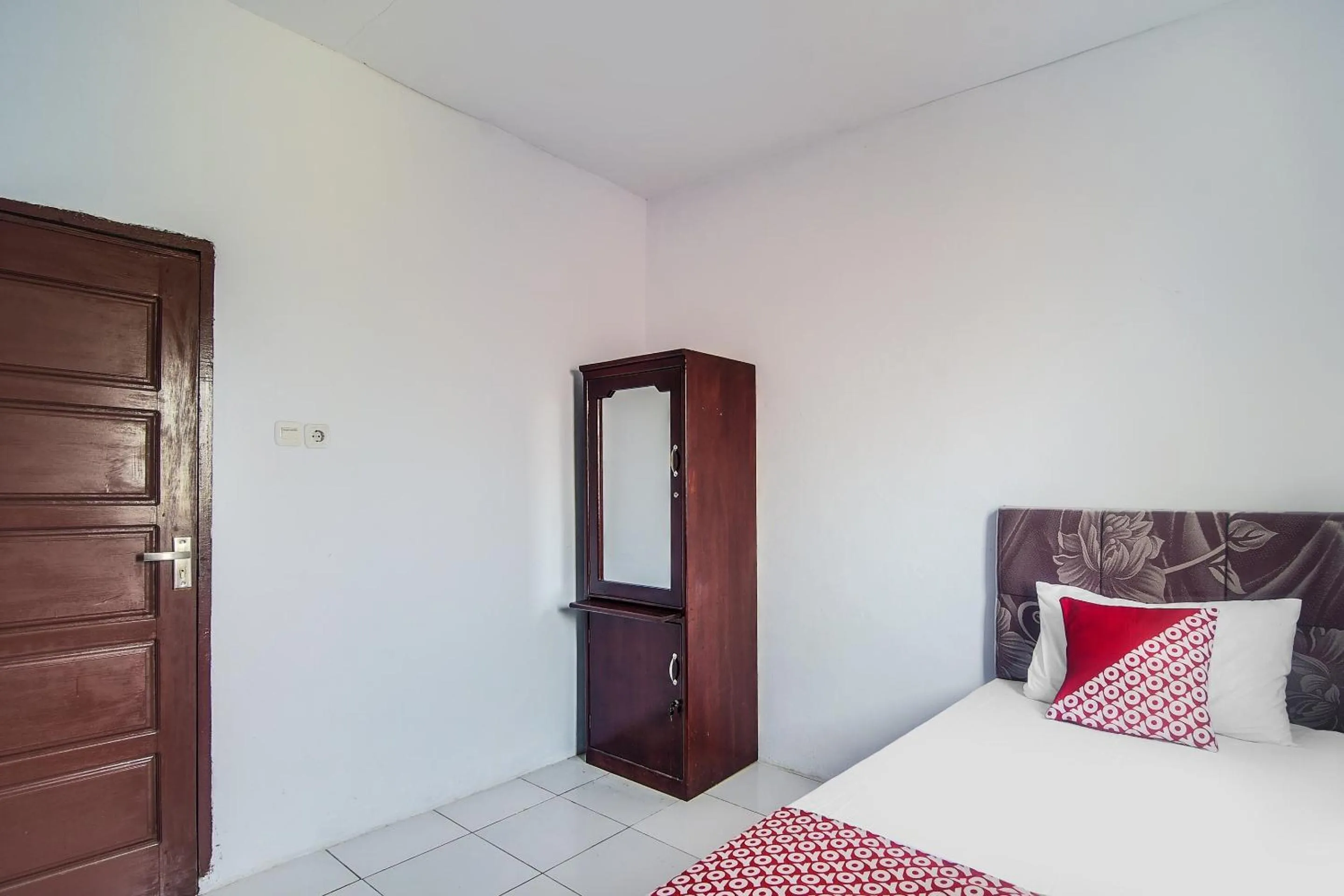 Bedroom in Hotel O 3m Kost Dan Homestay