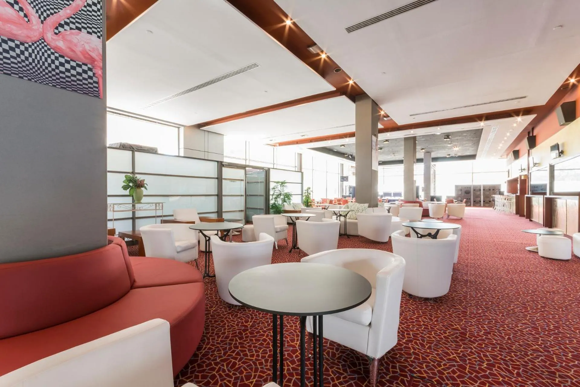 Lounge or bar in VS Gandía Palace Hotel ****