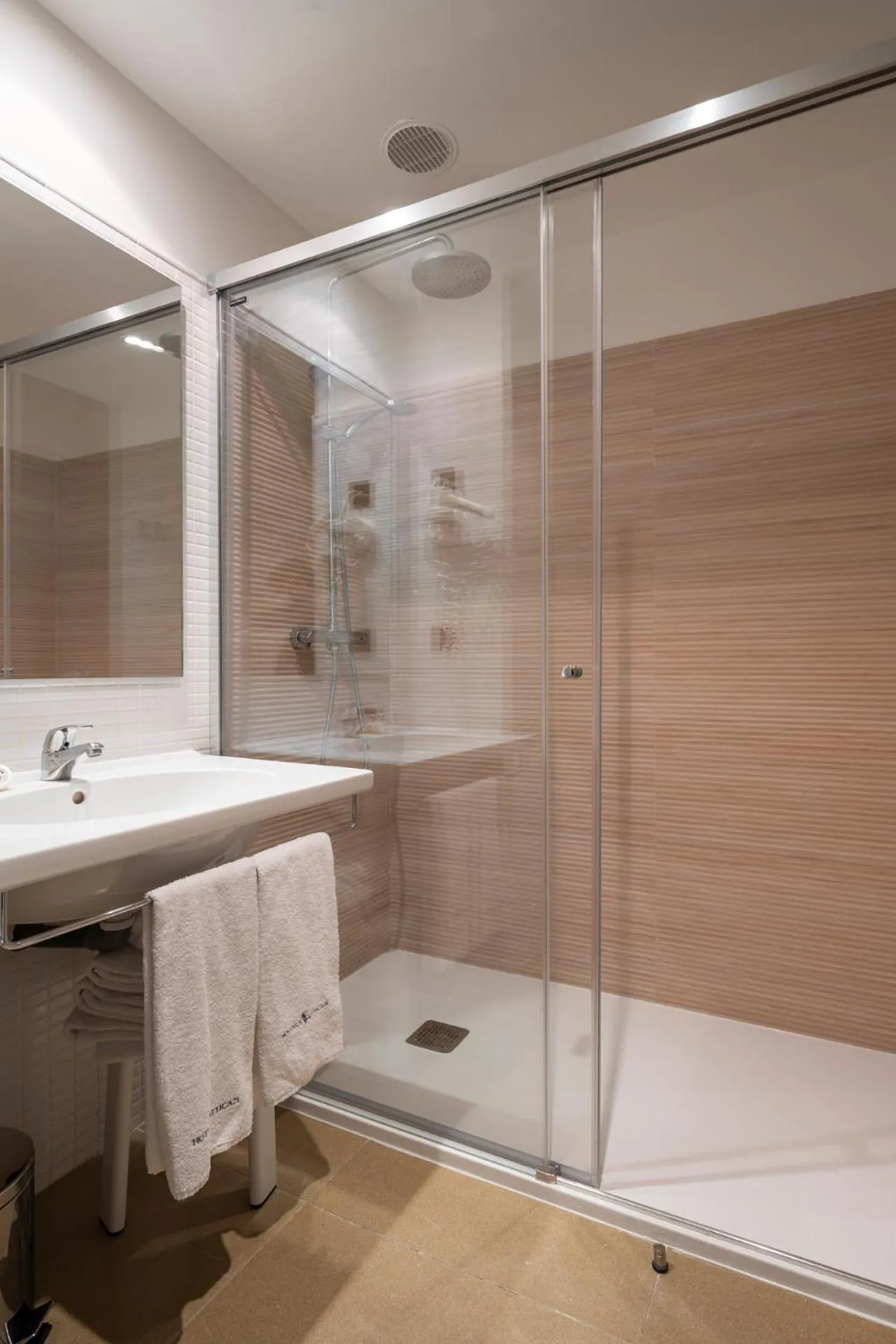 Bathroom in Aparthotel Attica21 As Galeras