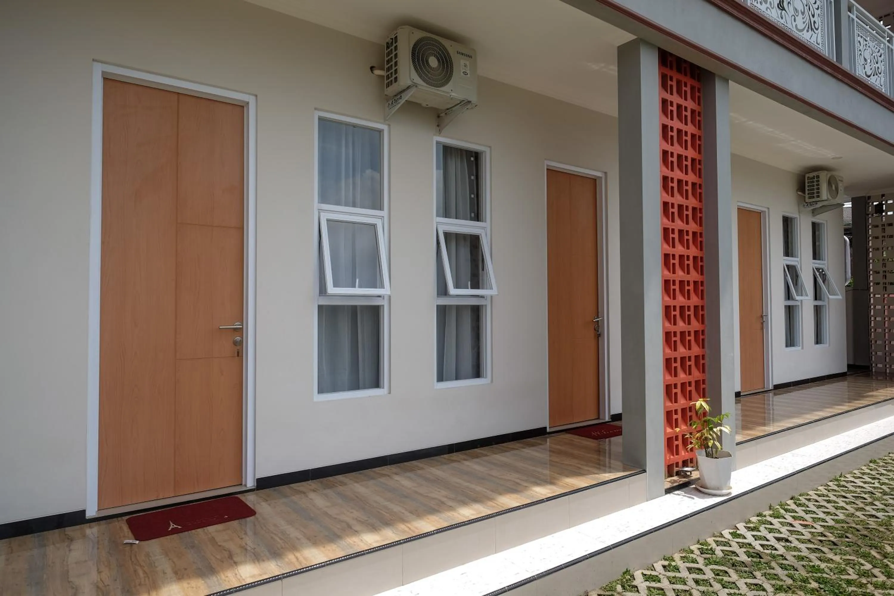 Facade/entrance in RedDoorz Syariah near Universitas Tidar Magelang
