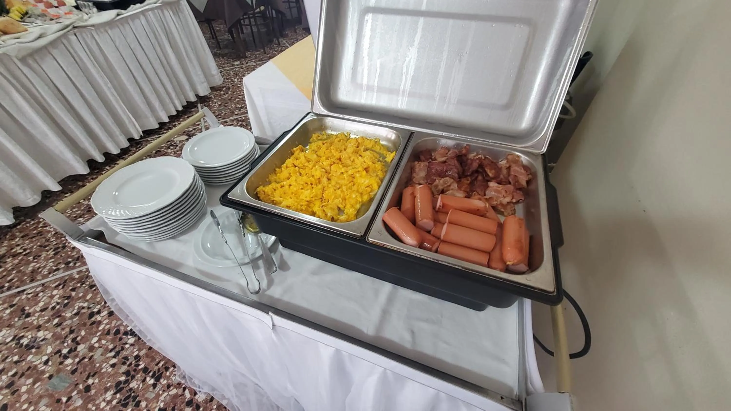 Buffet breakfast in Alevon Hotel