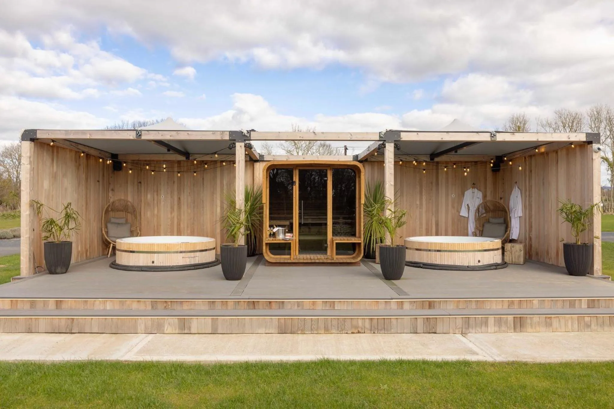 Fitness centre/facilities in voco The Club - Dublin Gateway by IHG