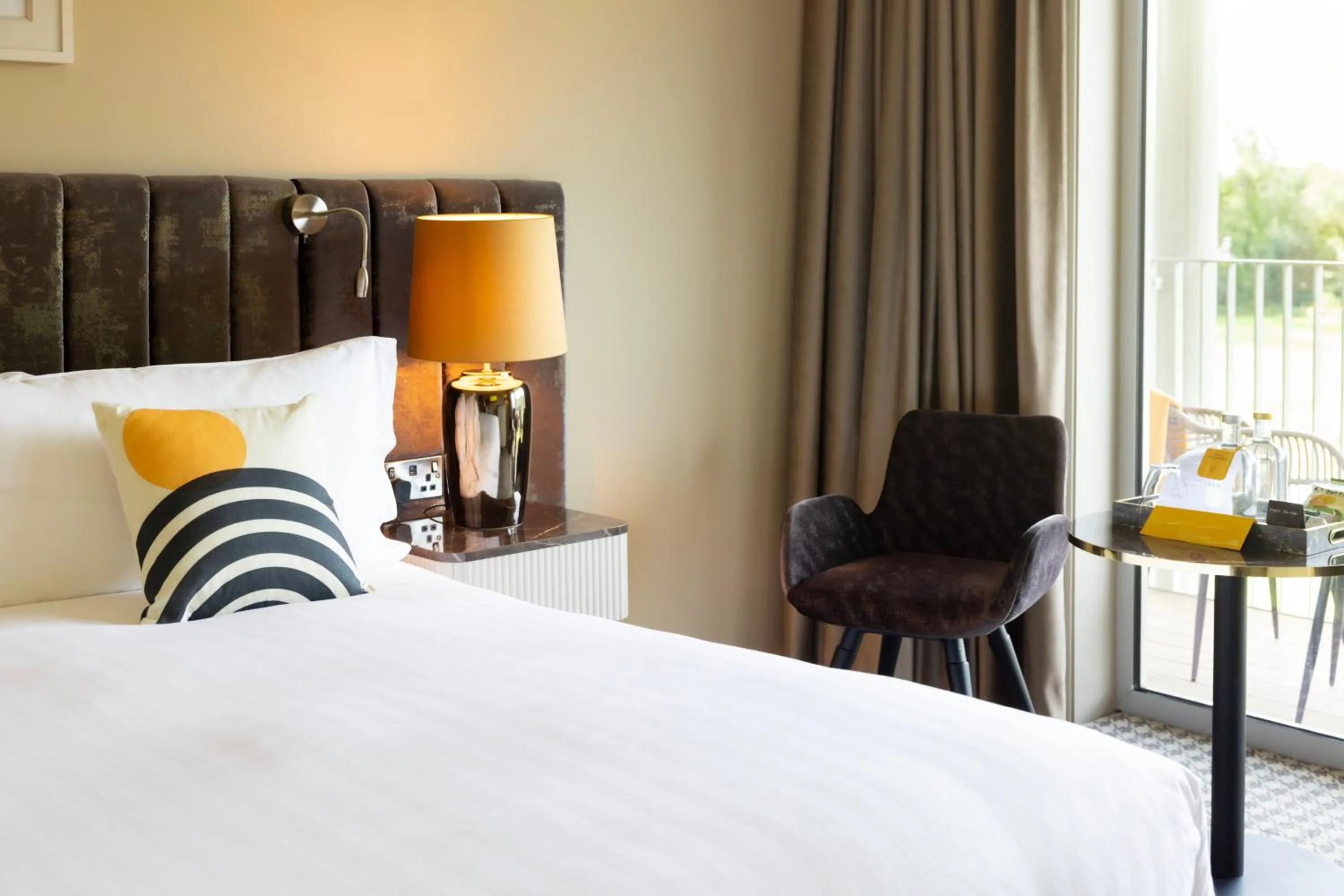 Bed in voco The Club - Dublin Gateway by IHG