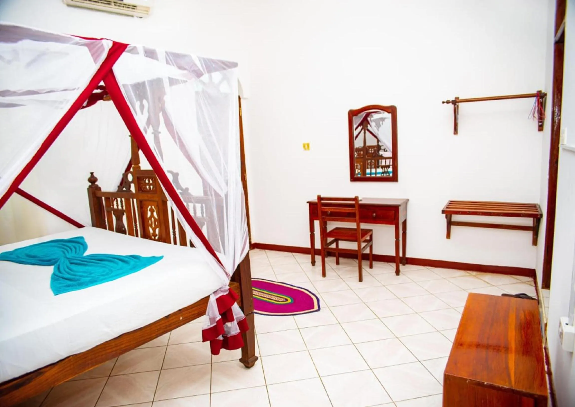 Bed in La Neisha Hotel Zanzibar