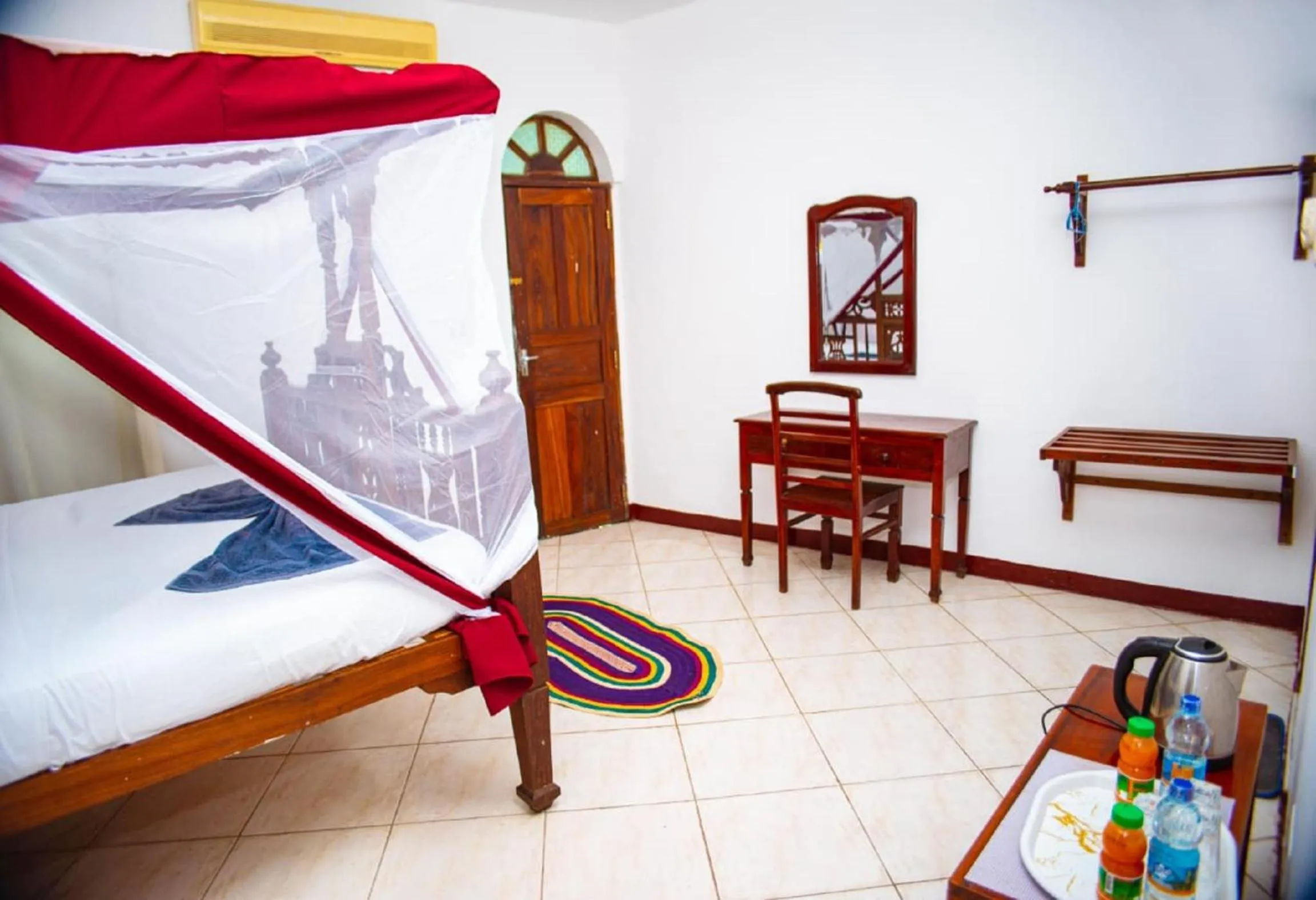 Bed in La Neisha Hotel Zanzibar