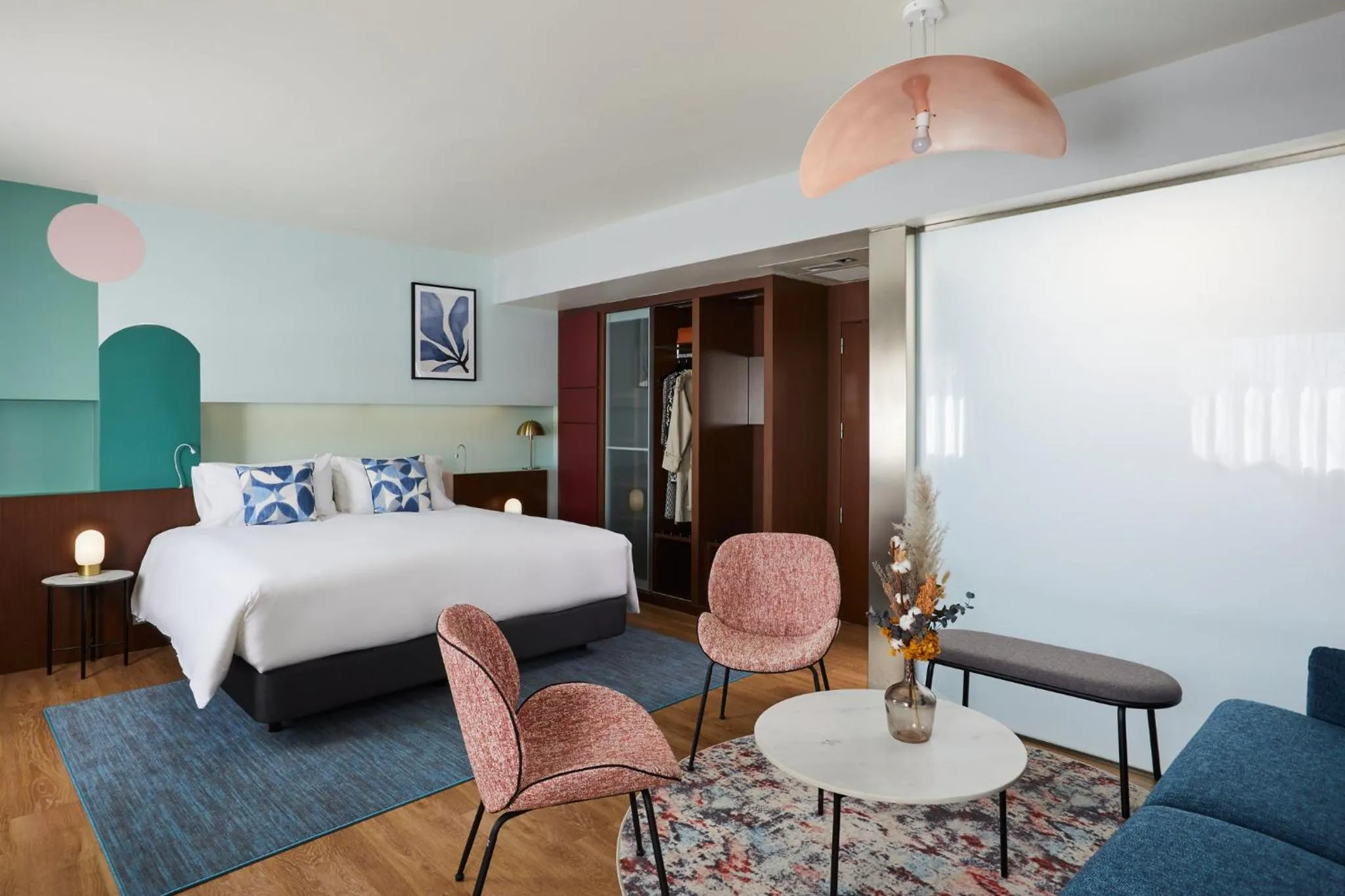 Photo of the whole room, Bed in voco Madrid Retiro by IHG