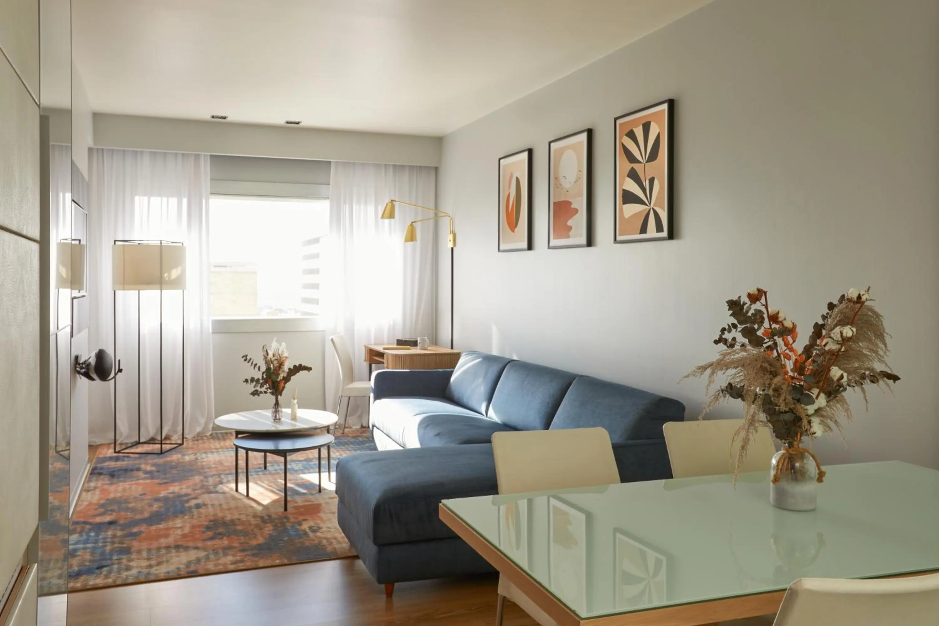 Bedroom in voco Madrid Retiro by IHG