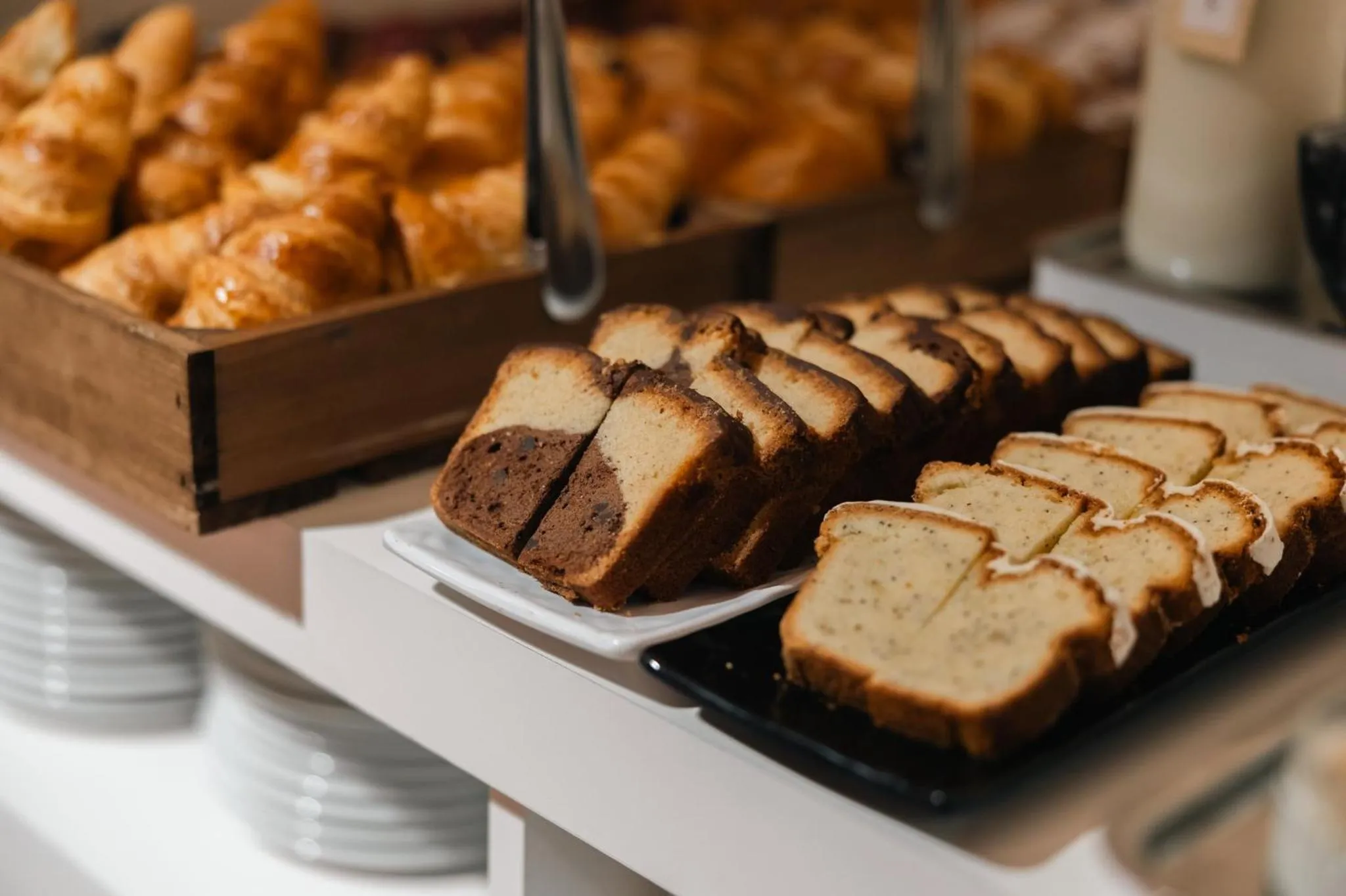 Restaurant/places to eat in voco Madrid Retiro by IHG