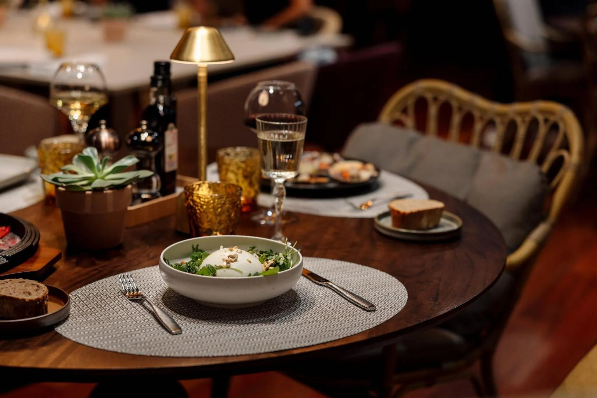 Restaurant/places to eat in voco Madrid Retiro by IHG