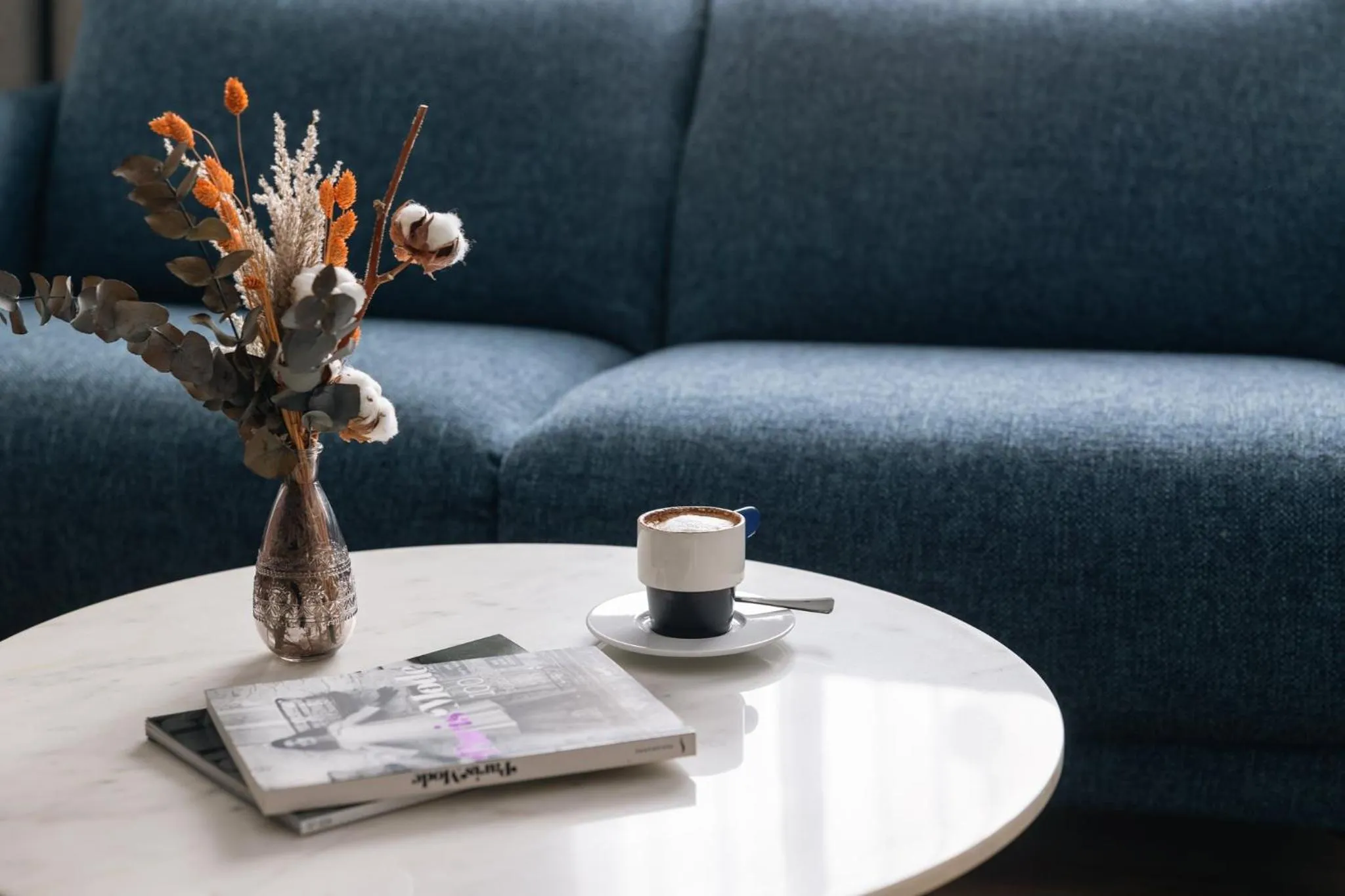 Photo of the whole room in voco Madrid Retiro by IHG