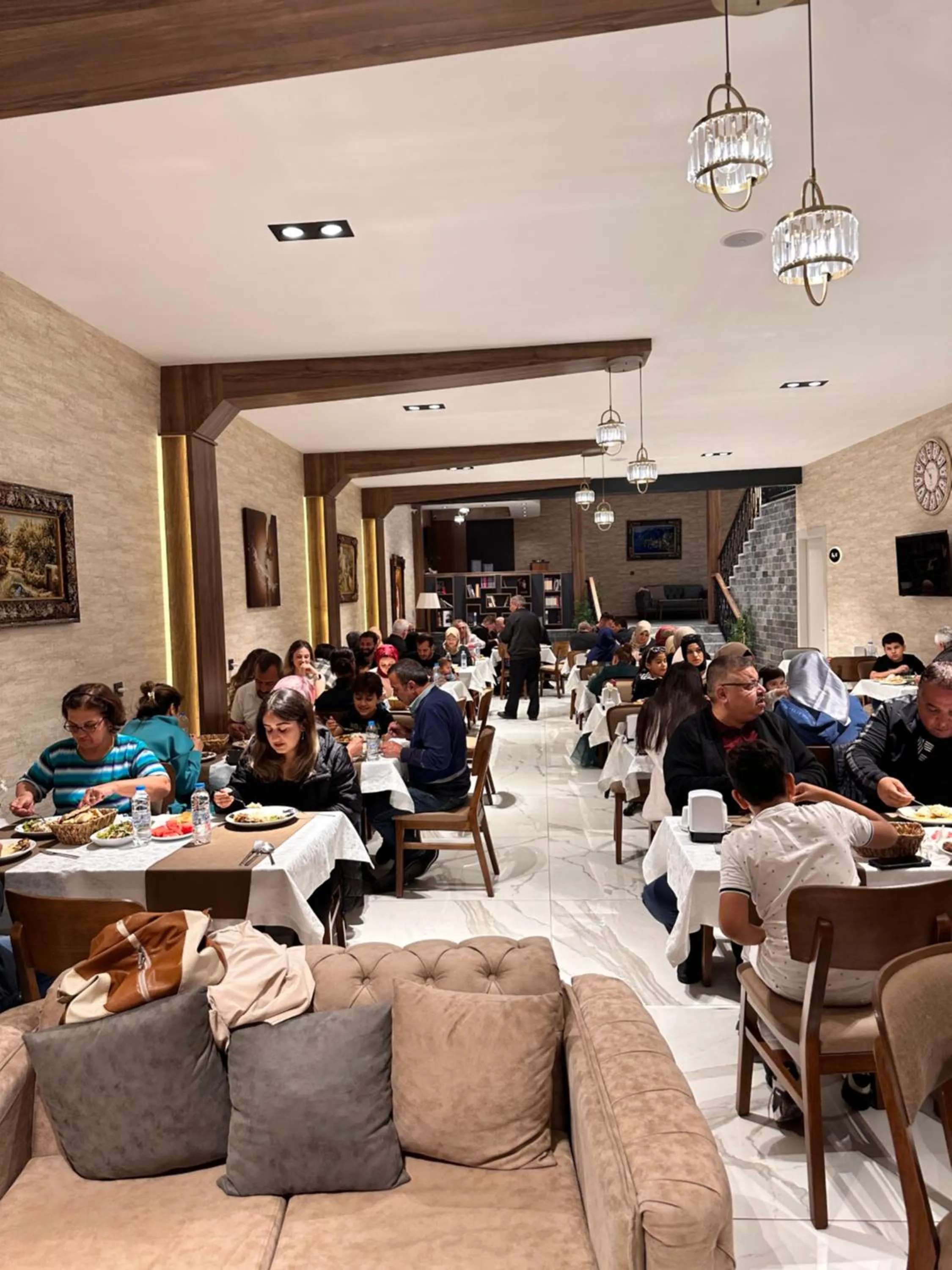 Communal lounge/ TV room in Özkaya hotel