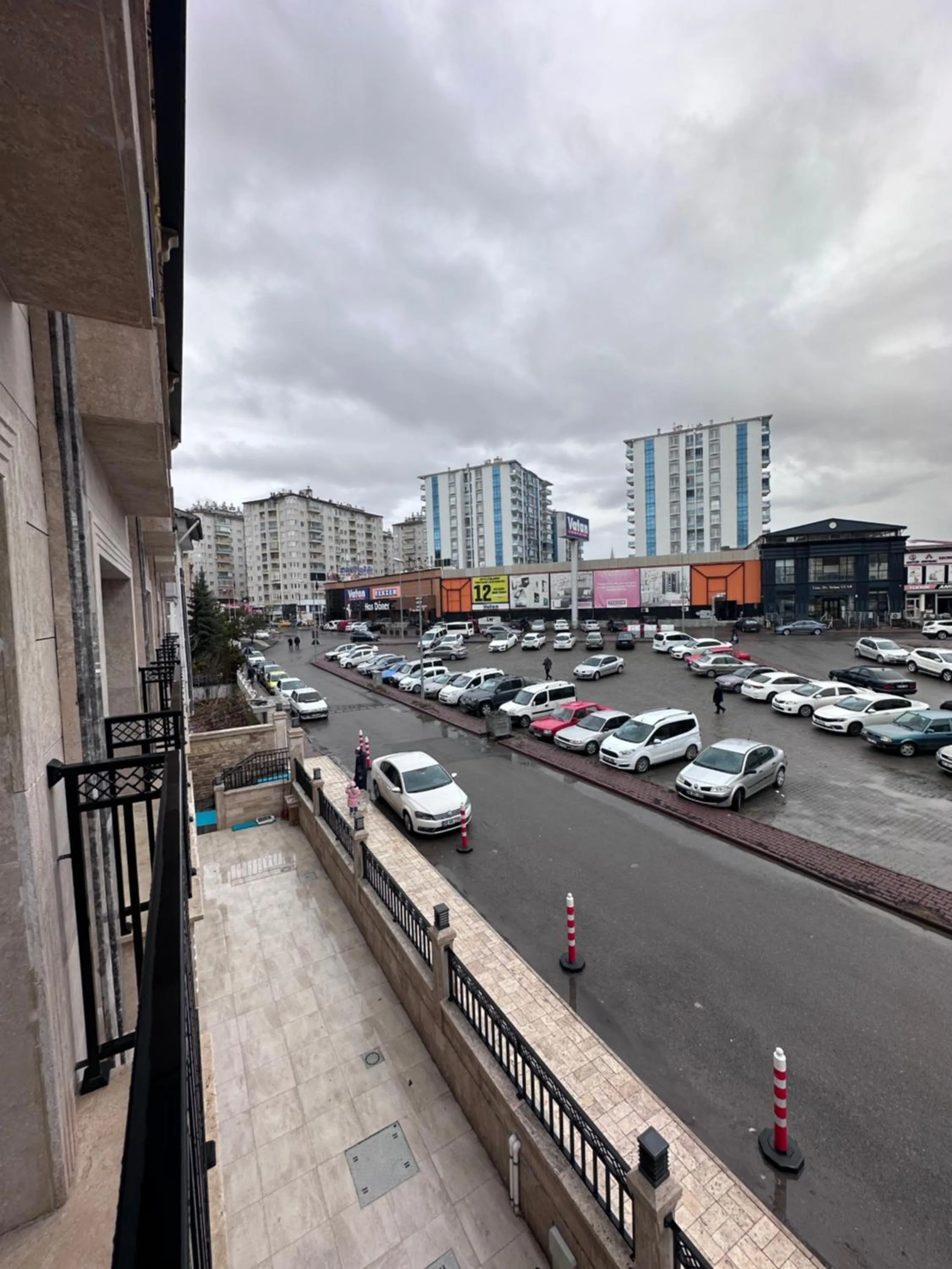 Quiet street view in Özkaya hotel