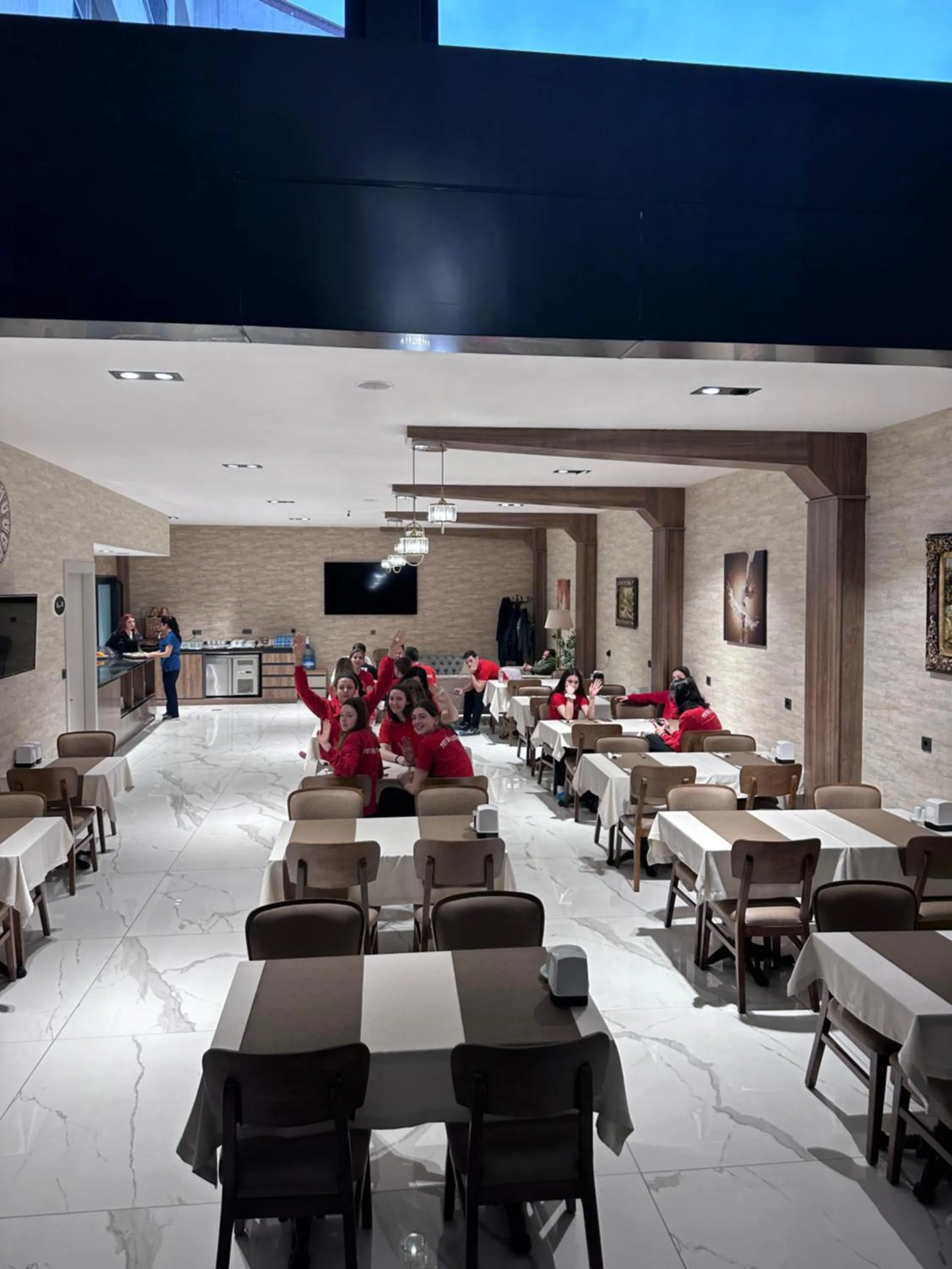 Communal lounge/ TV room in Özkaya hotel