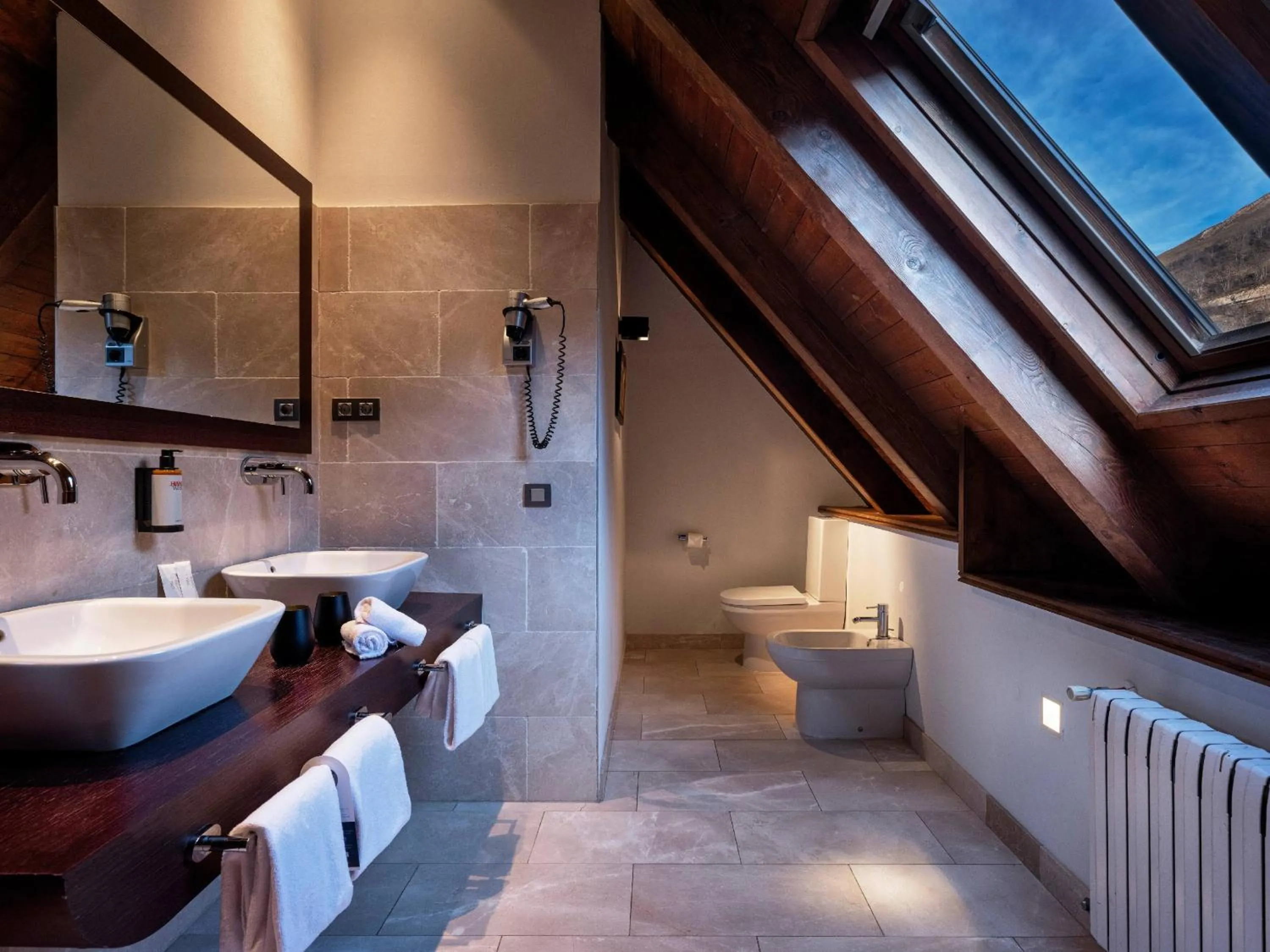 Property building in Meliá de Tredós