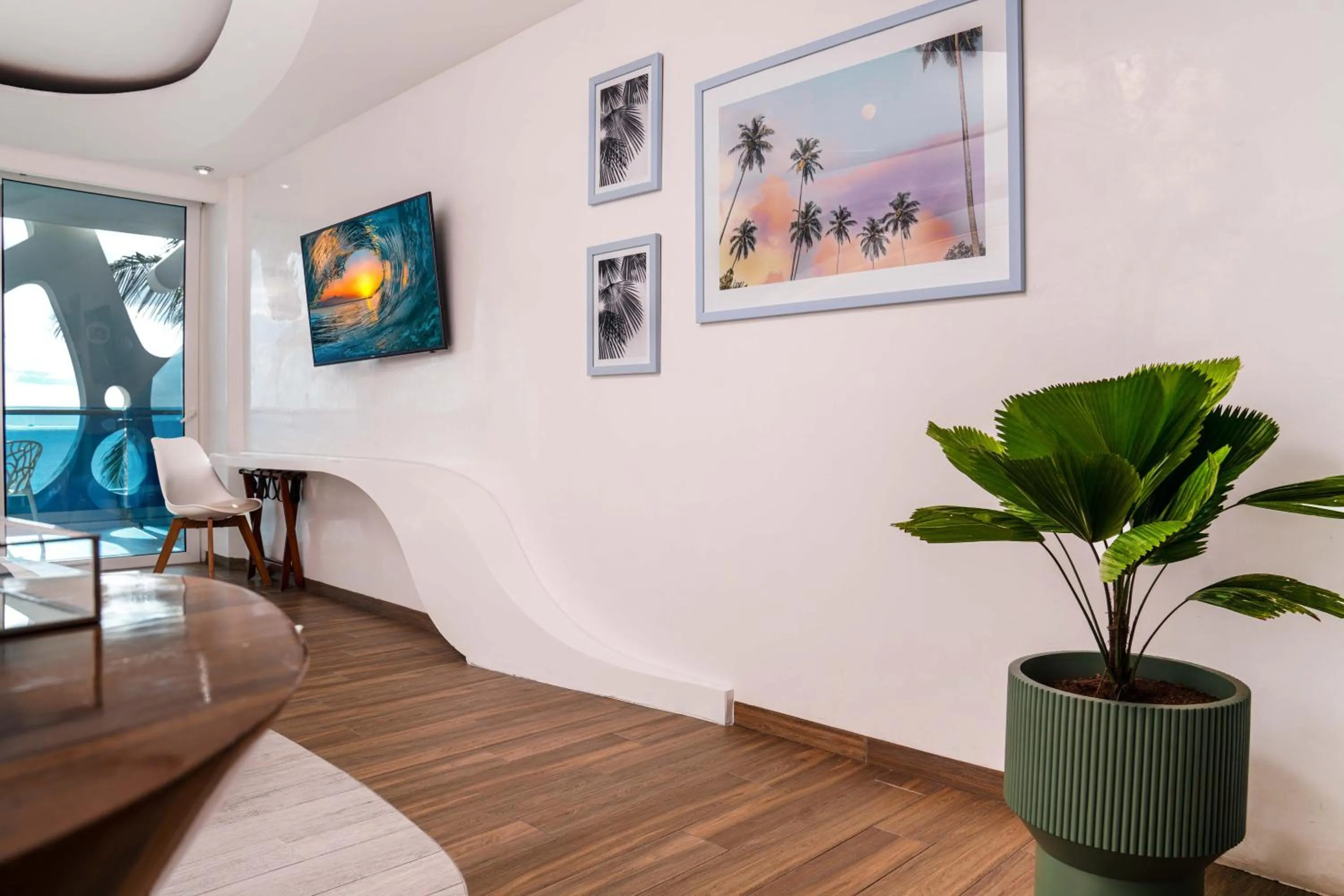 Bed in The Carmen Hotel - Ocean Front