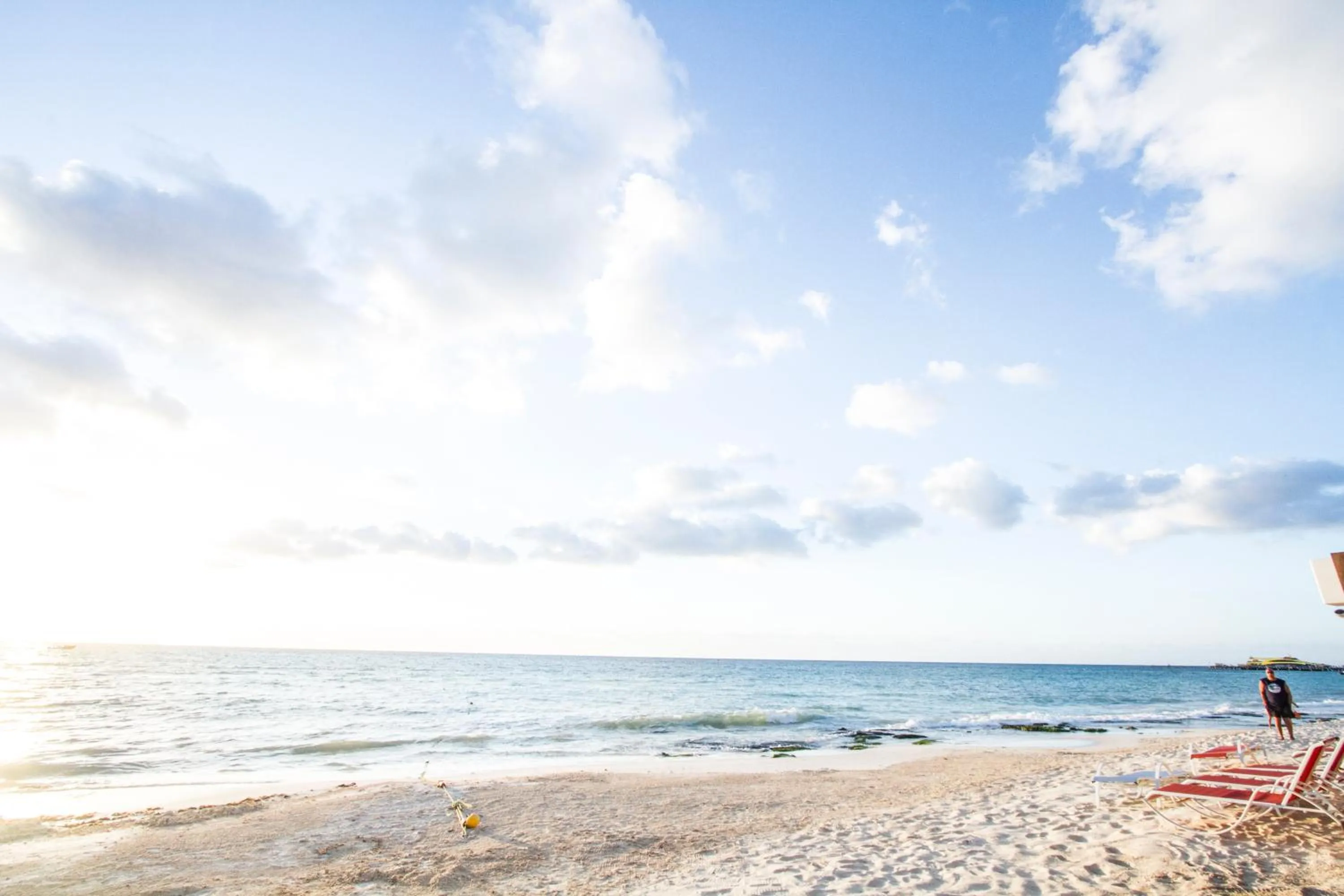 Day in The Carmen Hotel - Ocean Front