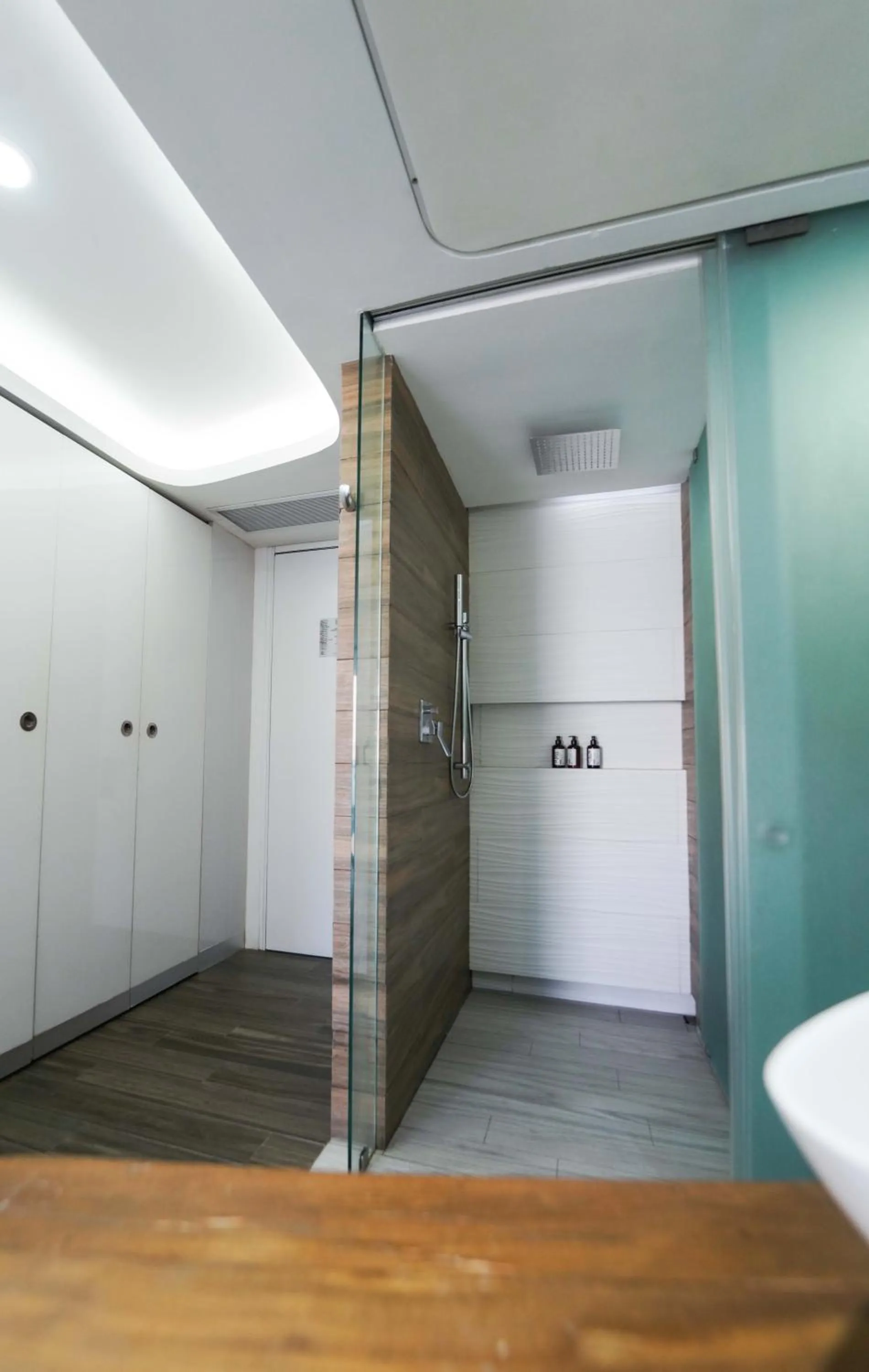 Shower in The Carmen Hotel - Ocean Front