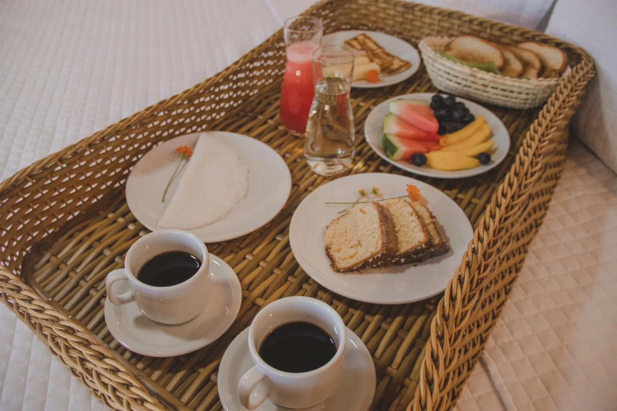 Food and drinks in Pousada Corália