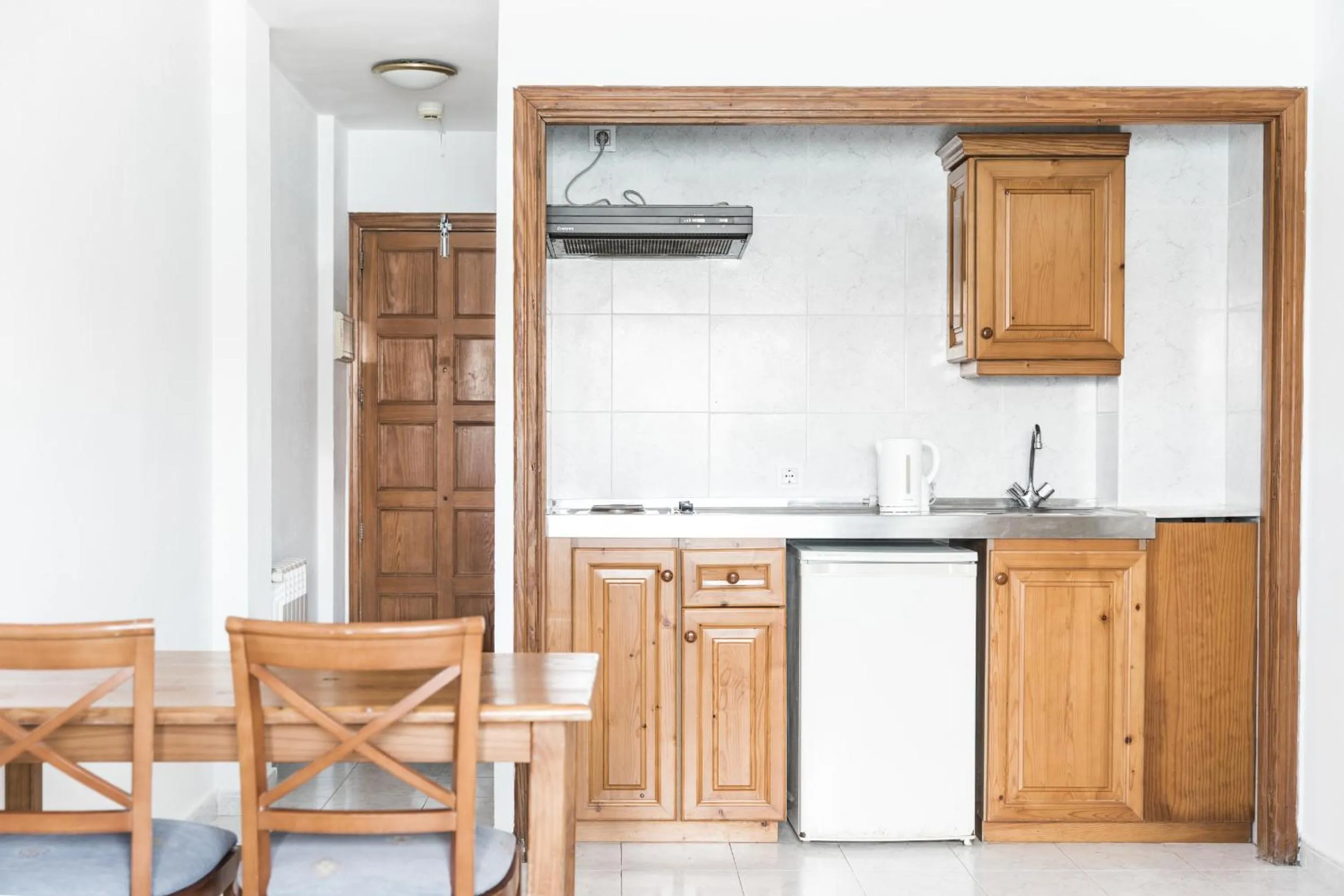 Photo of the whole room in Apartamentos Balear Beach